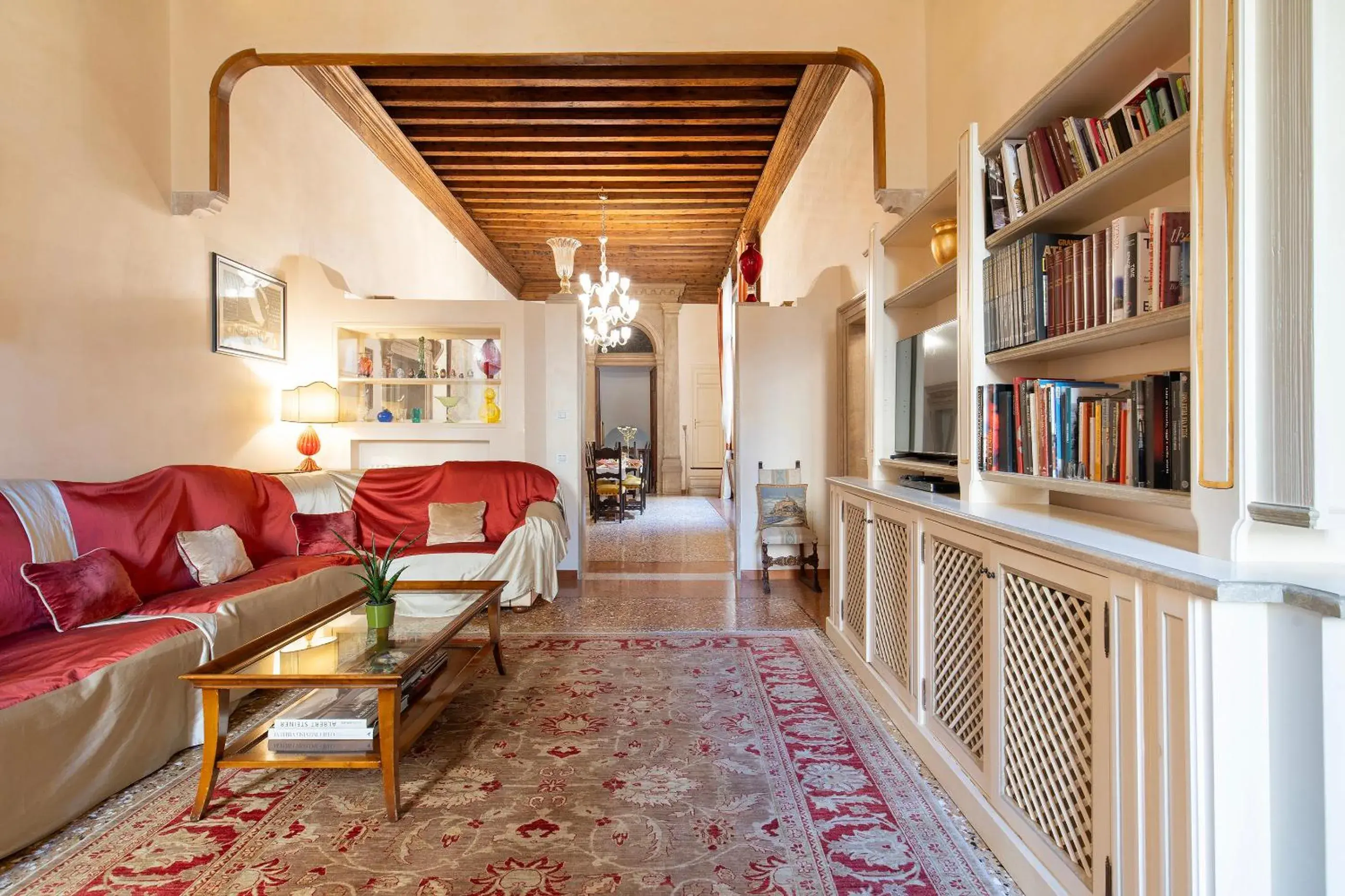 Fortuny 3967 Luxury suites wine Fortuny 3967 Luxury suites wine