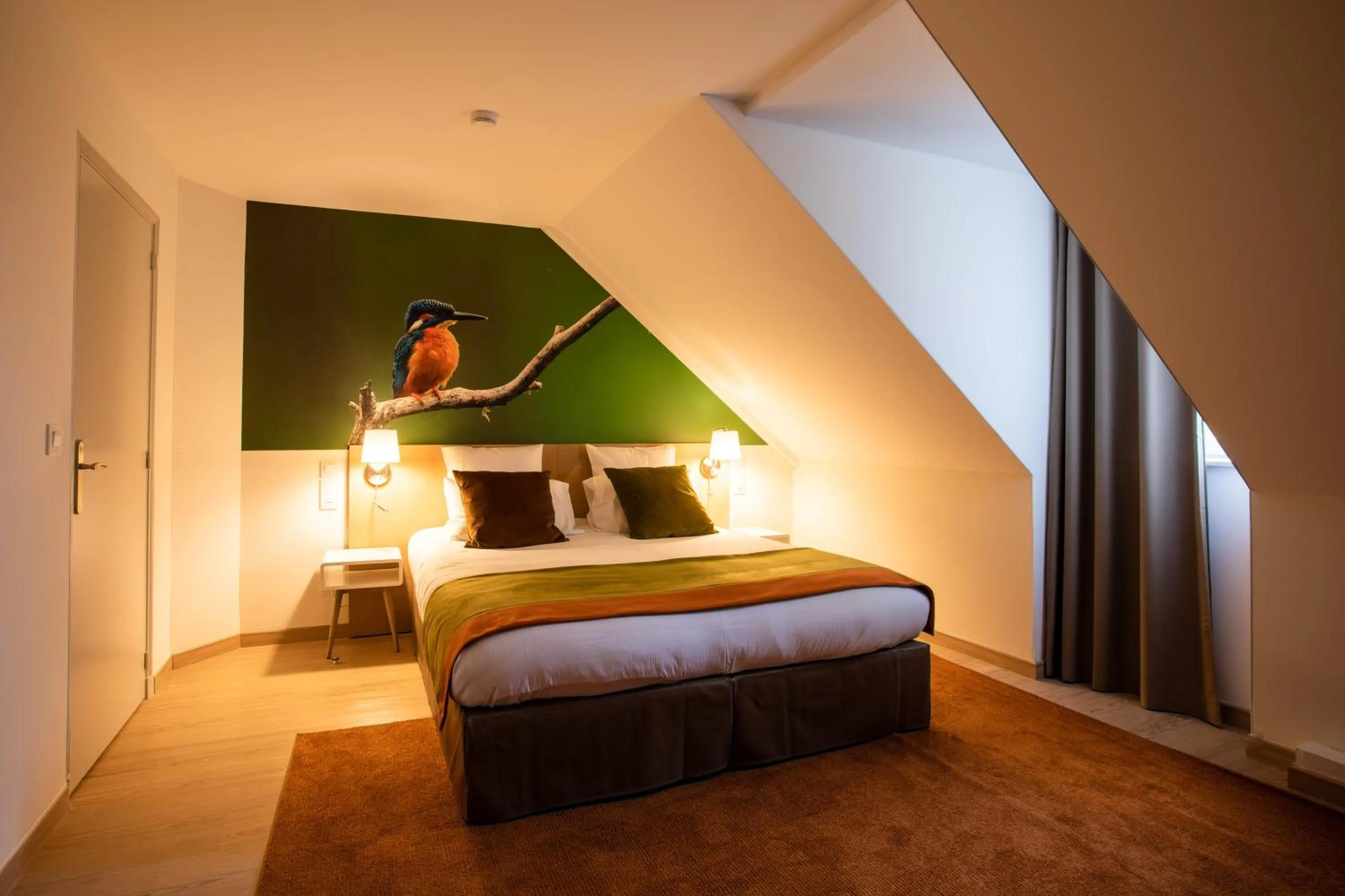 Photo of the whole room, Bed in La Maison TATIN