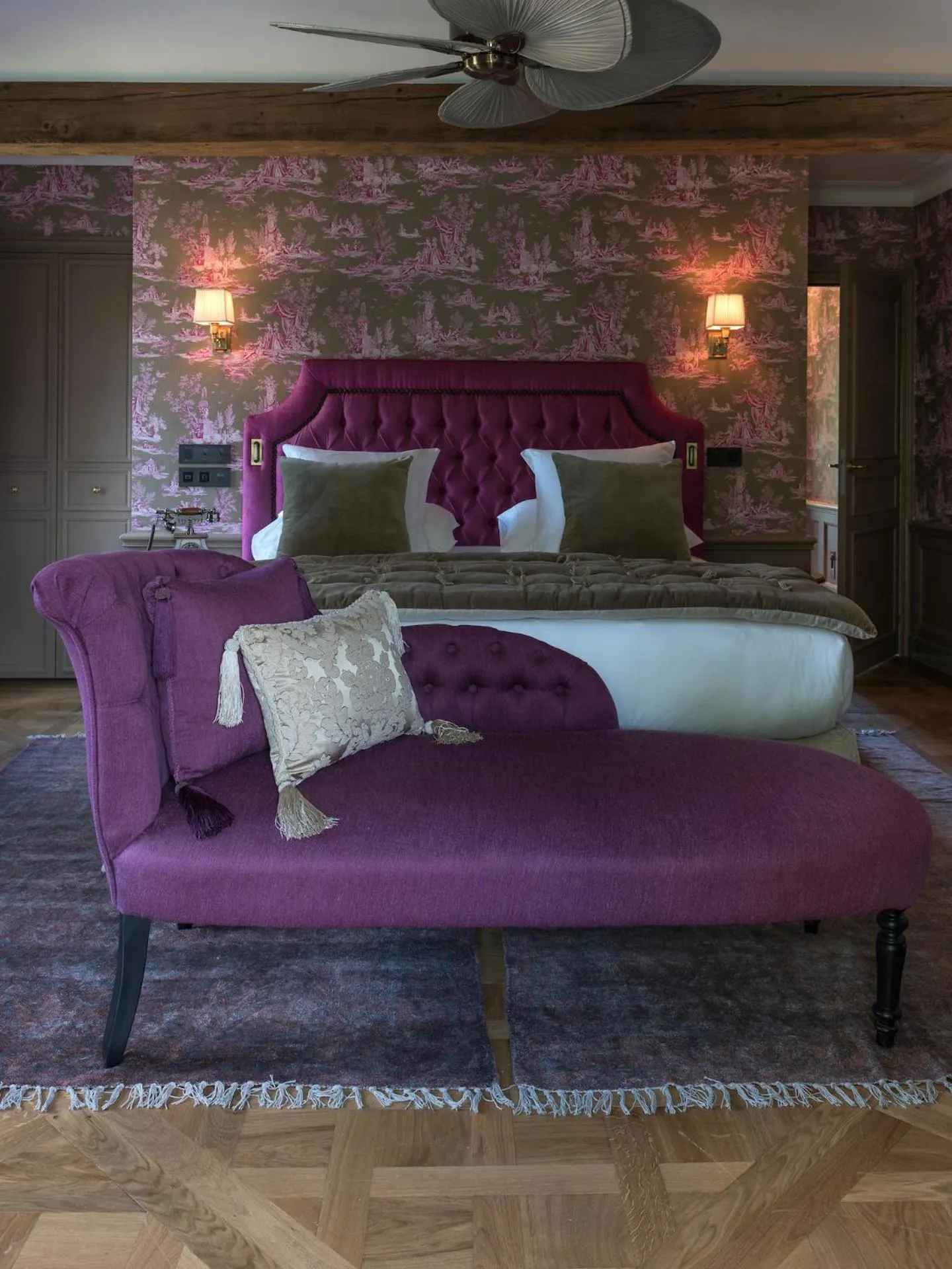Bedroom, Bed in Château Brachet
