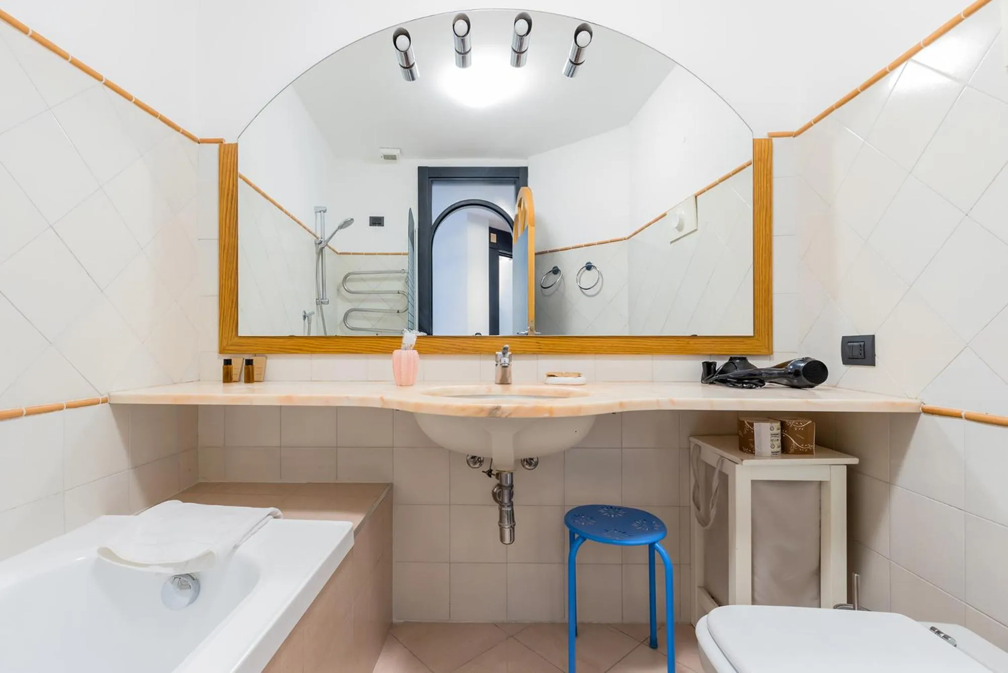 Toilet in Milan Retreats Duomo Carrobbio