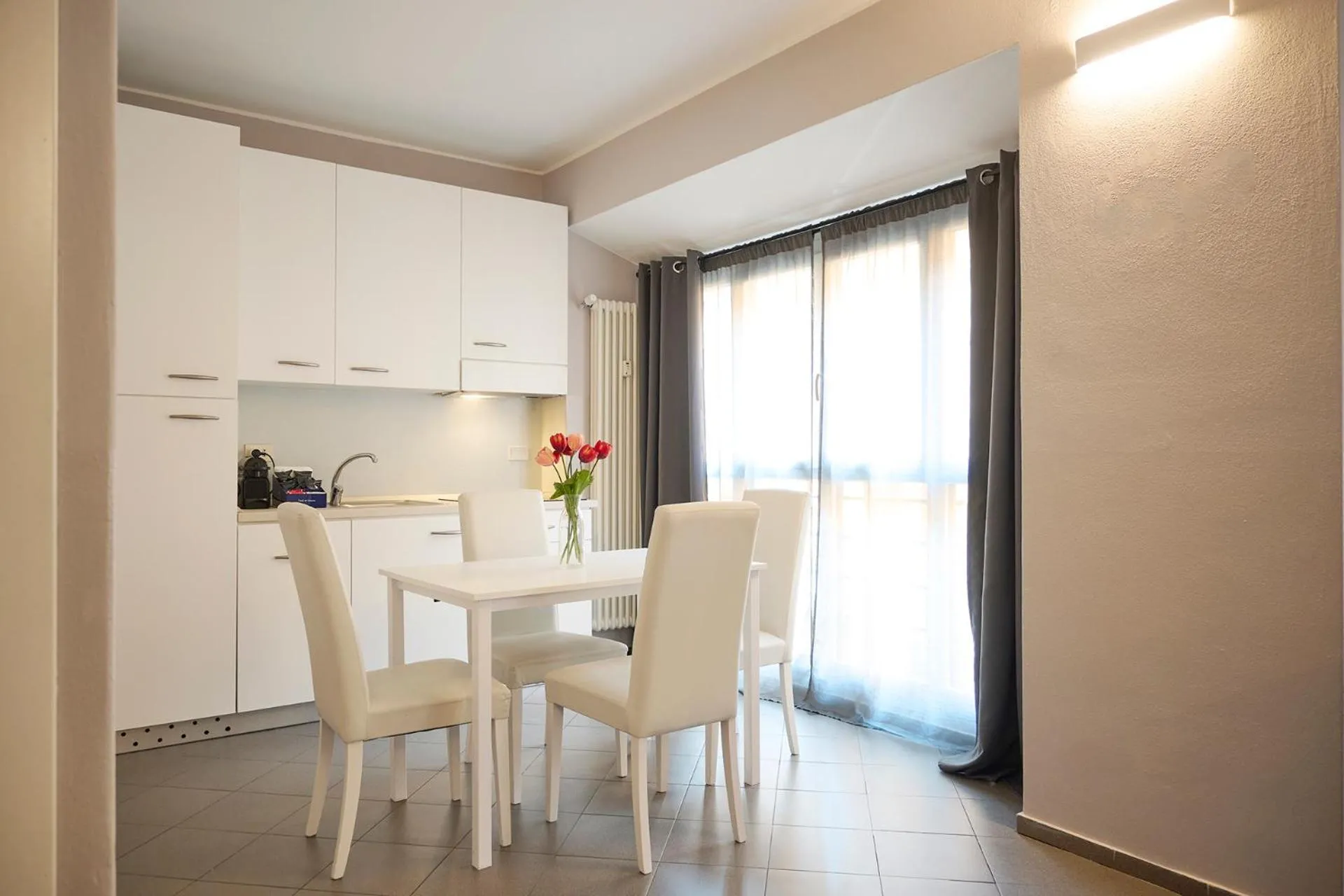Kitchen or kitchenette in Milan Retreats Duomo Carrobbio