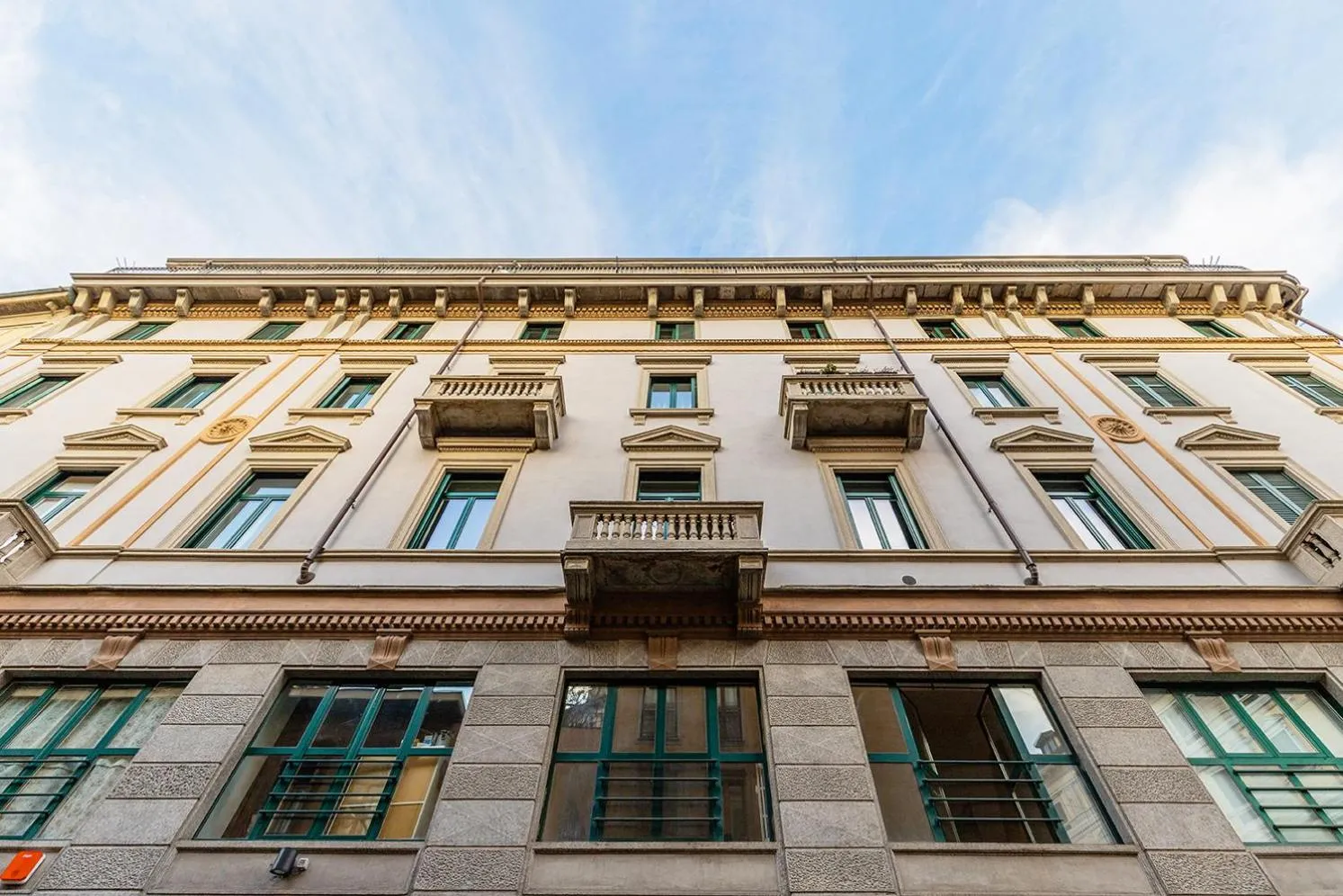 Property building in Milan Retreats Duomo Carrobbio