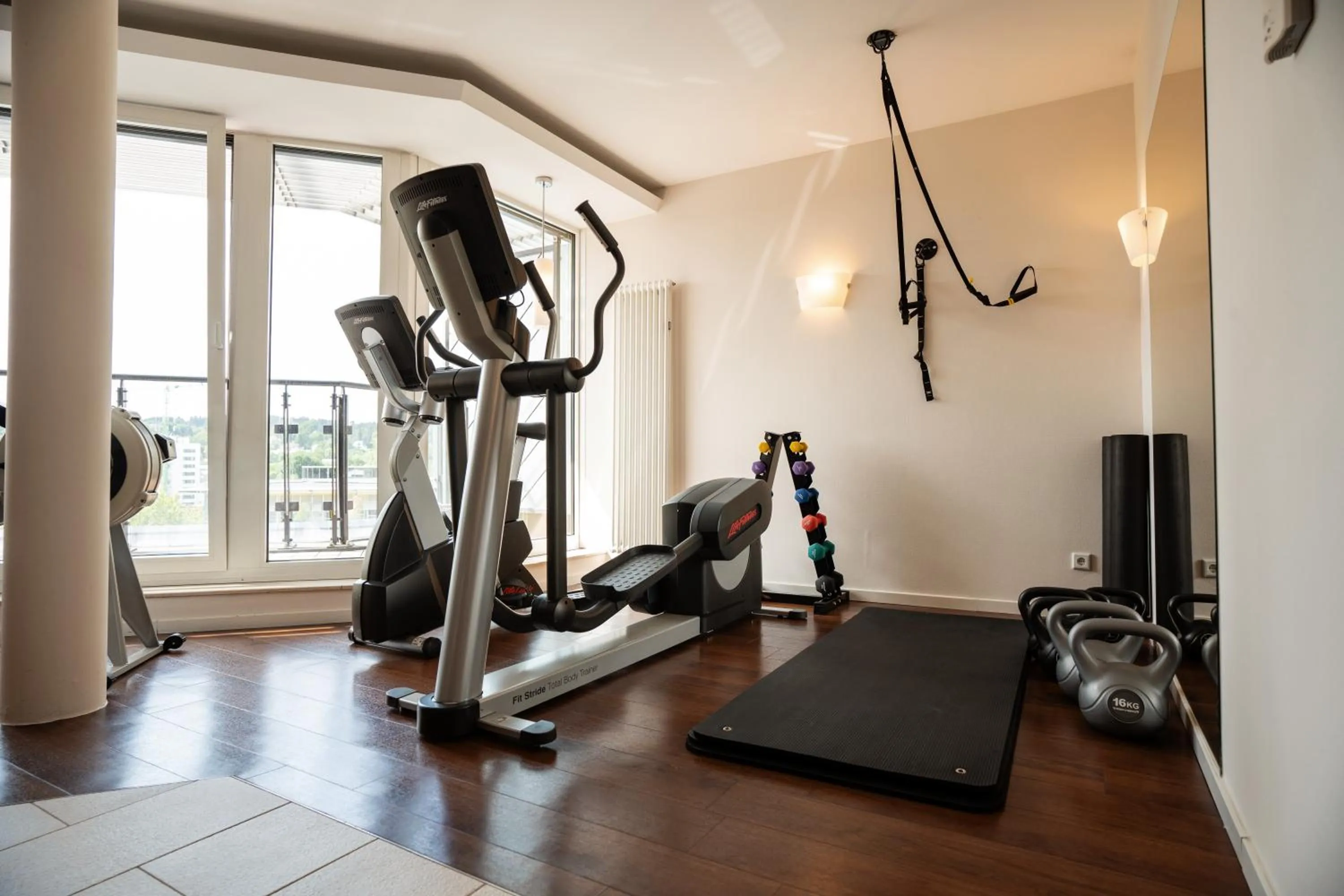 Fitness centre/facilities in Hotel Vier Jahreszeiten Starnberg