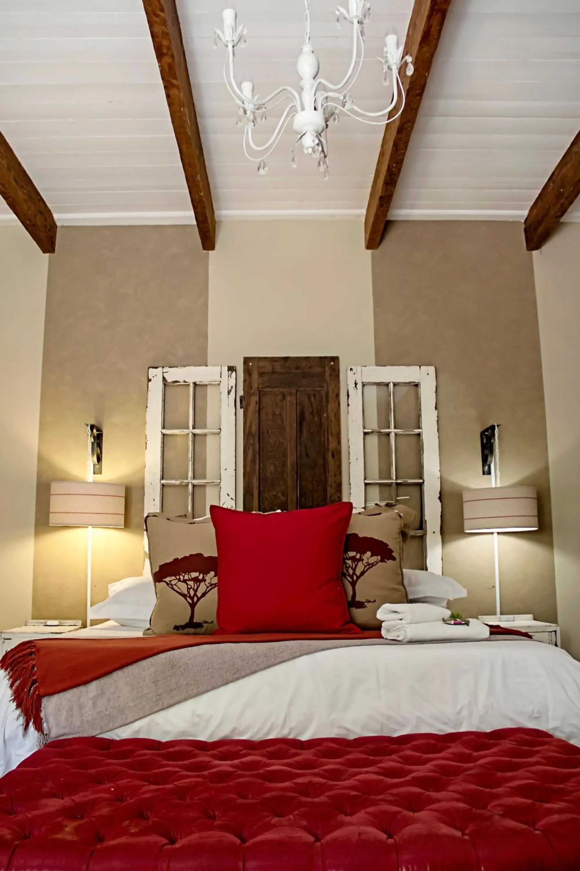 Bed in Cape Karoo Guesthouse