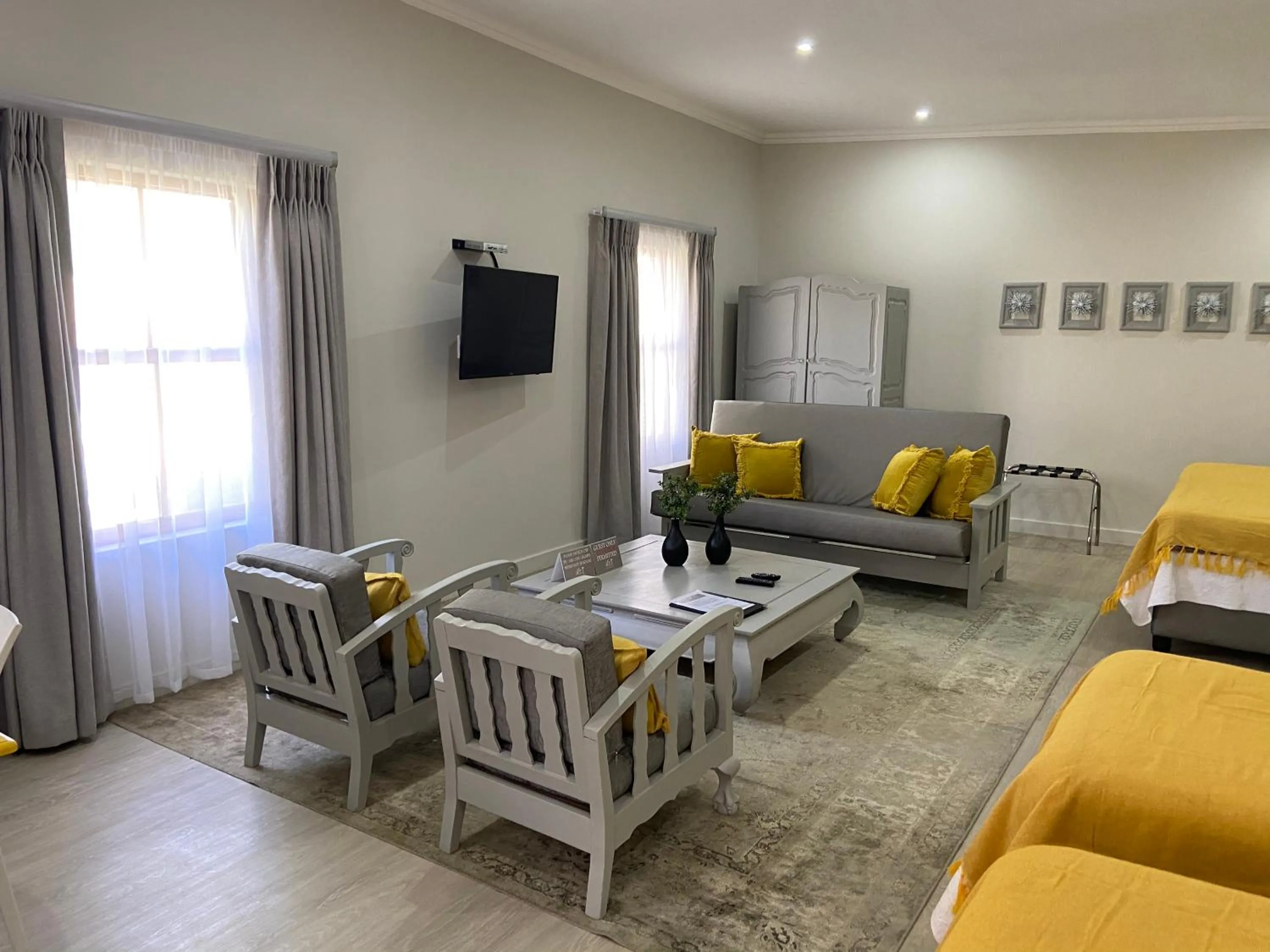 Bed in Cape Karoo Guesthouse