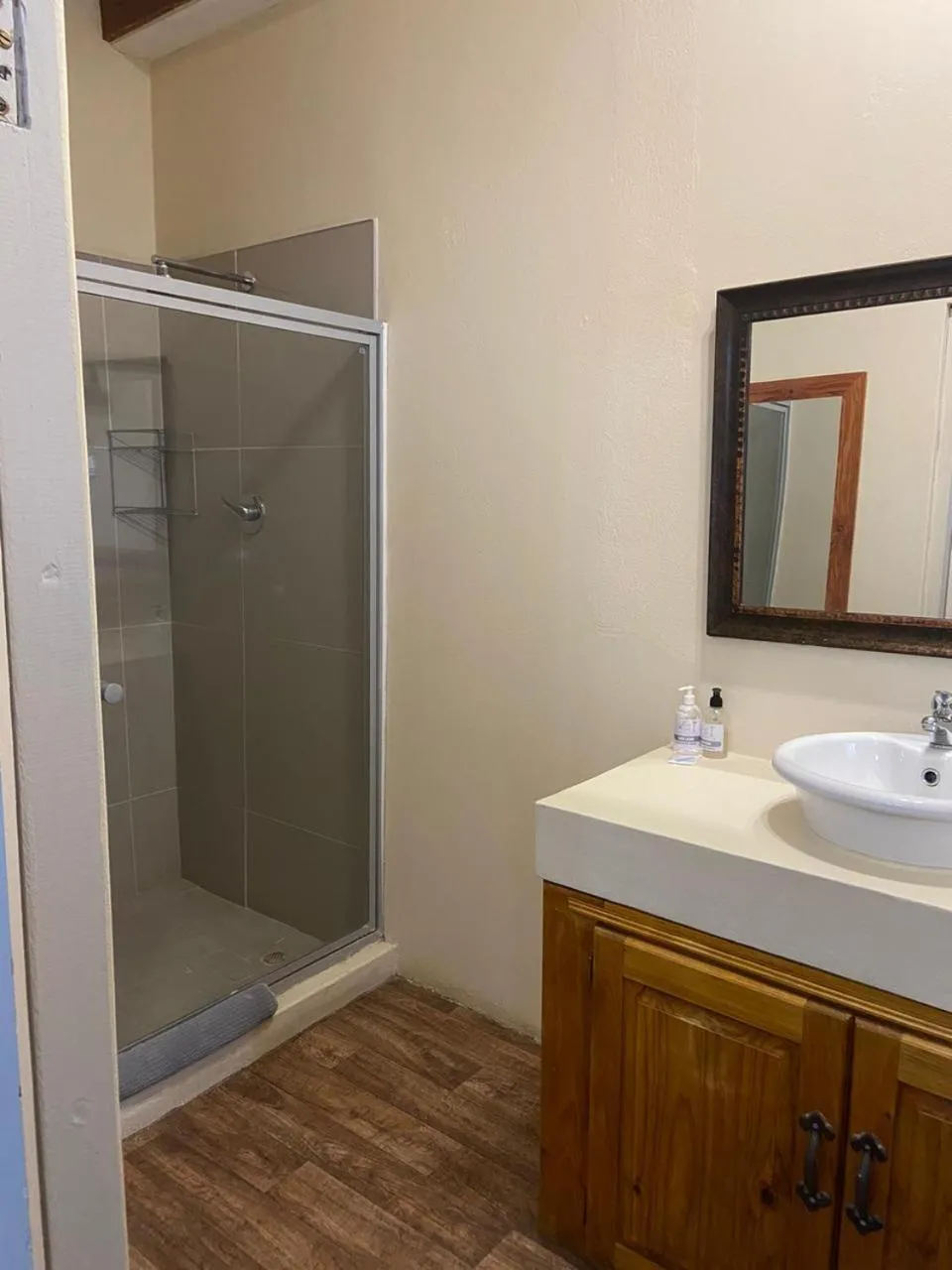 Shower in Cape Karoo Guesthouse