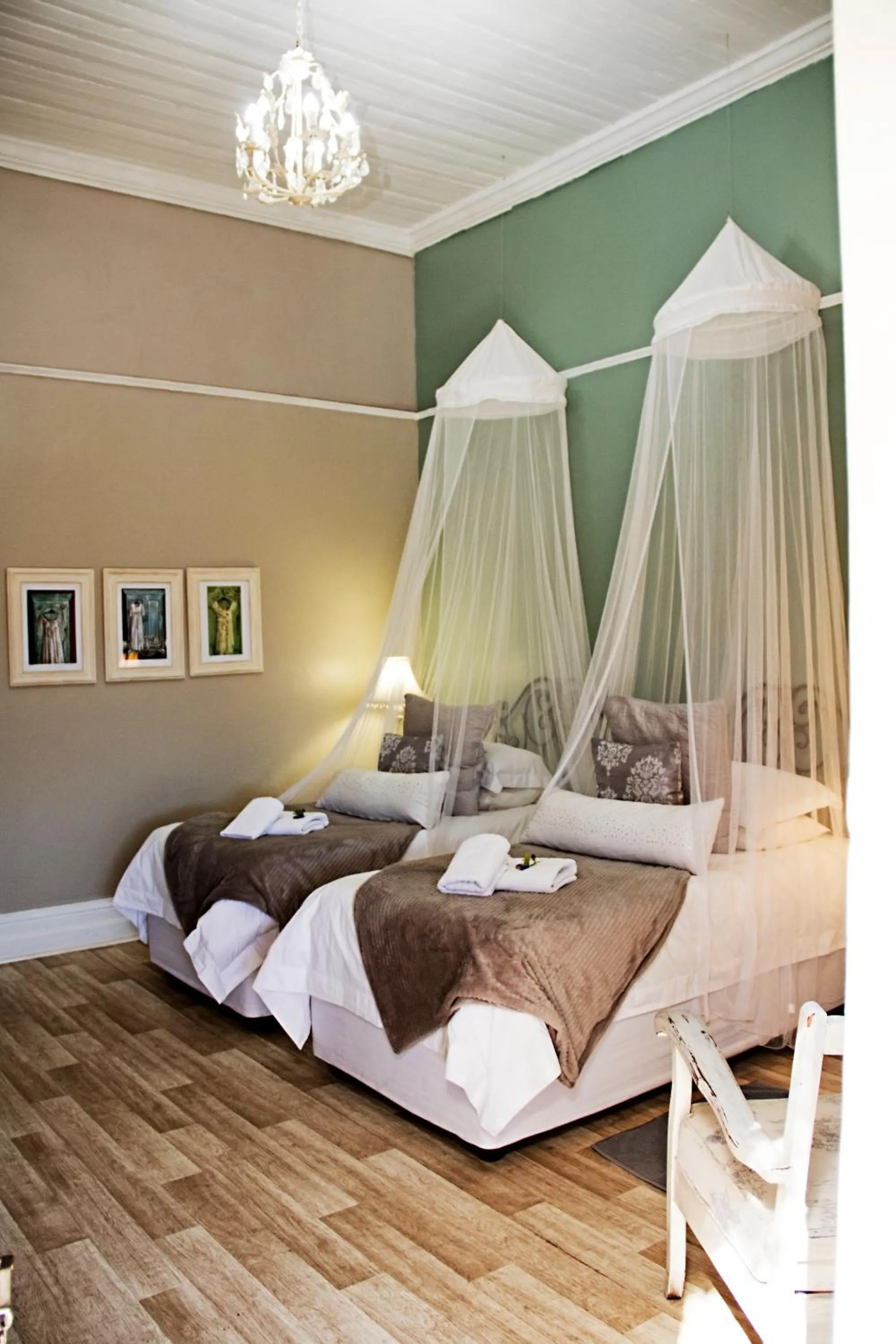 Bed in Cape Karoo Guesthouse