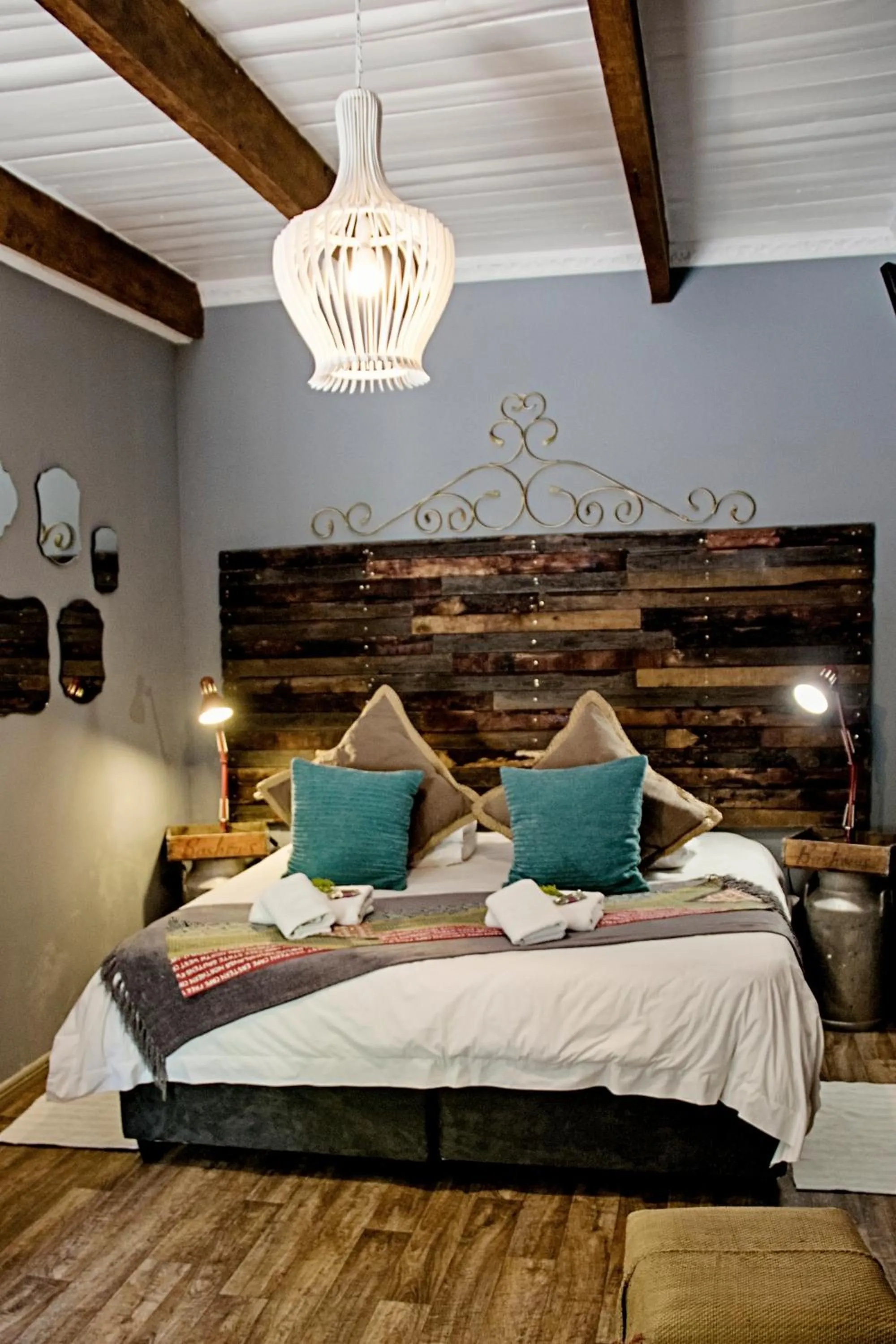 Bed in Cape Karoo Guesthouse