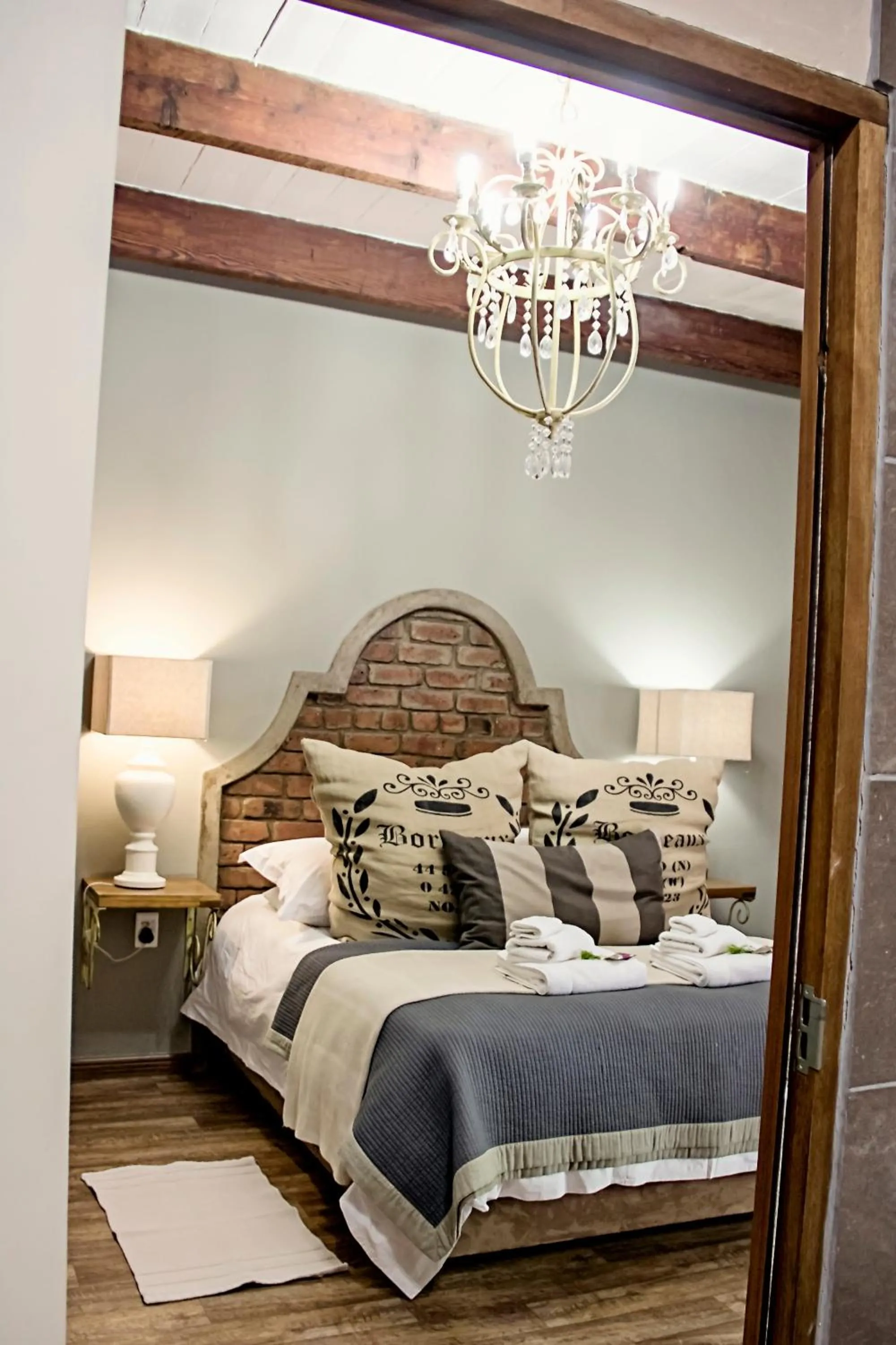 Bed in Cape Karoo Guesthouse