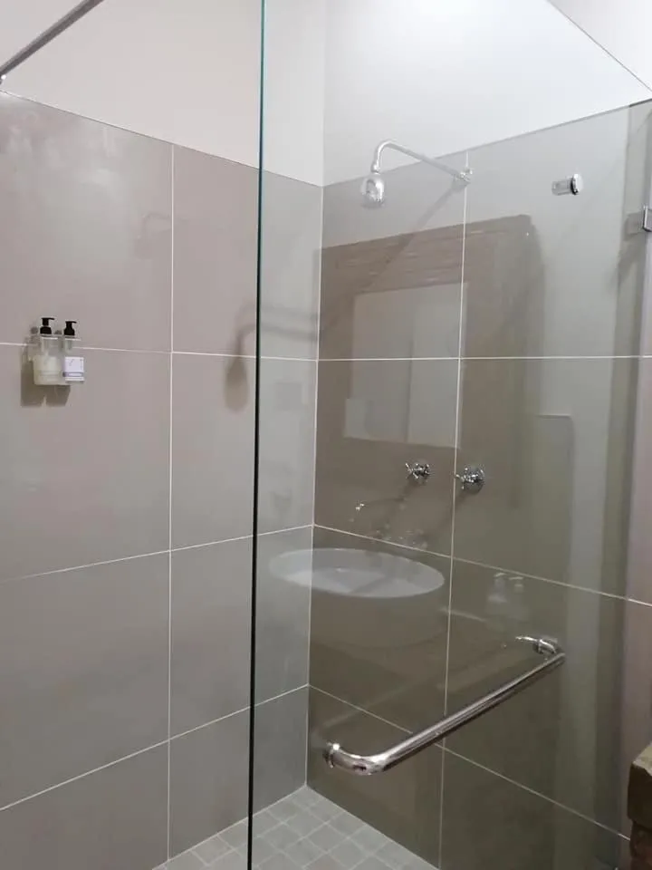 Shower in Cape Karoo Guesthouse