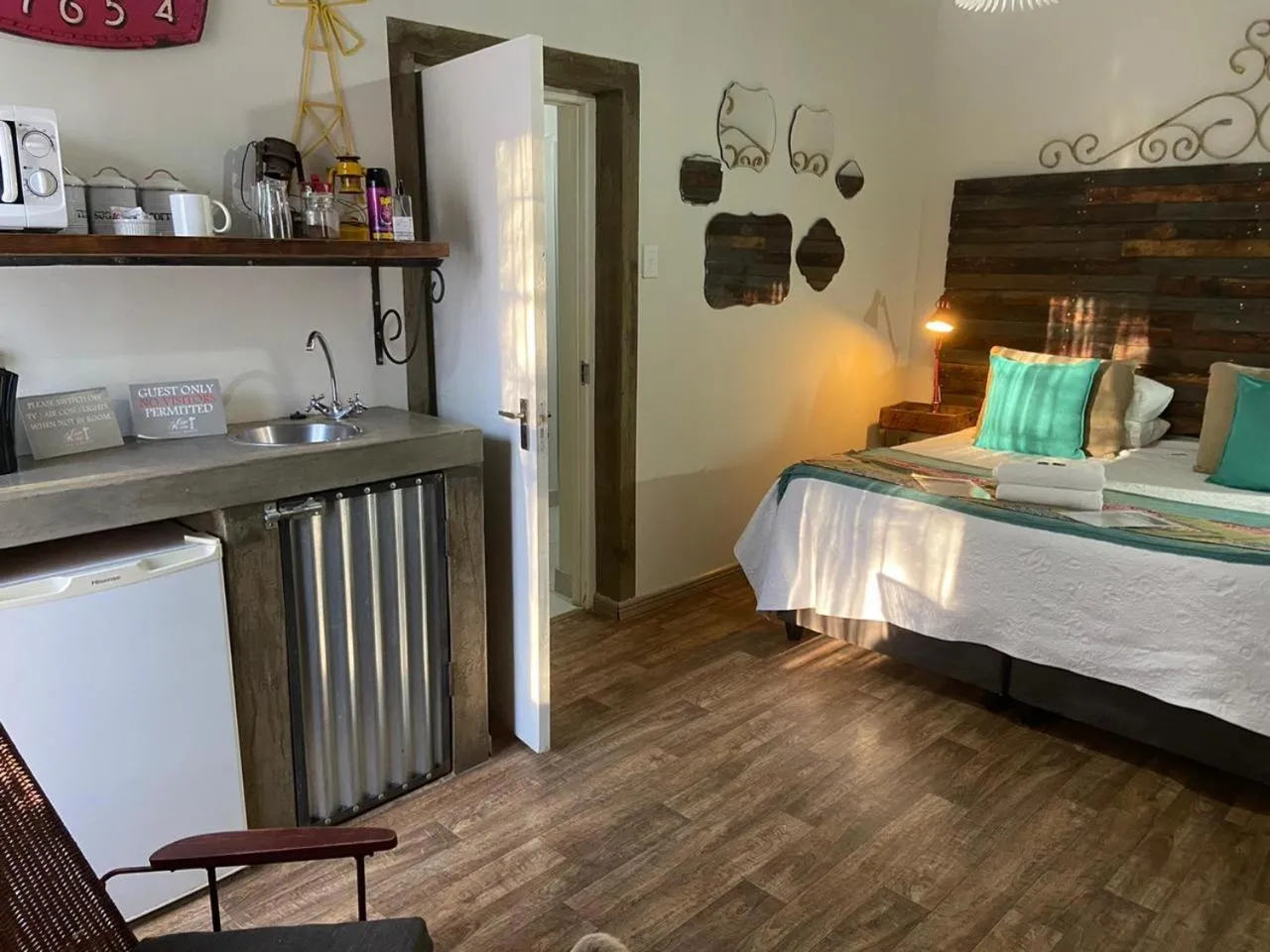 Bed in Cape Karoo Guesthouse