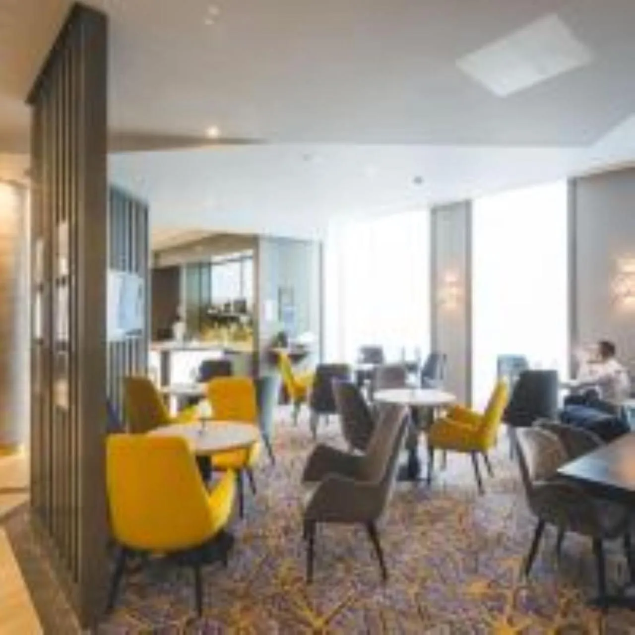 Lounge or bar in Maldron Hotel Glasgow City