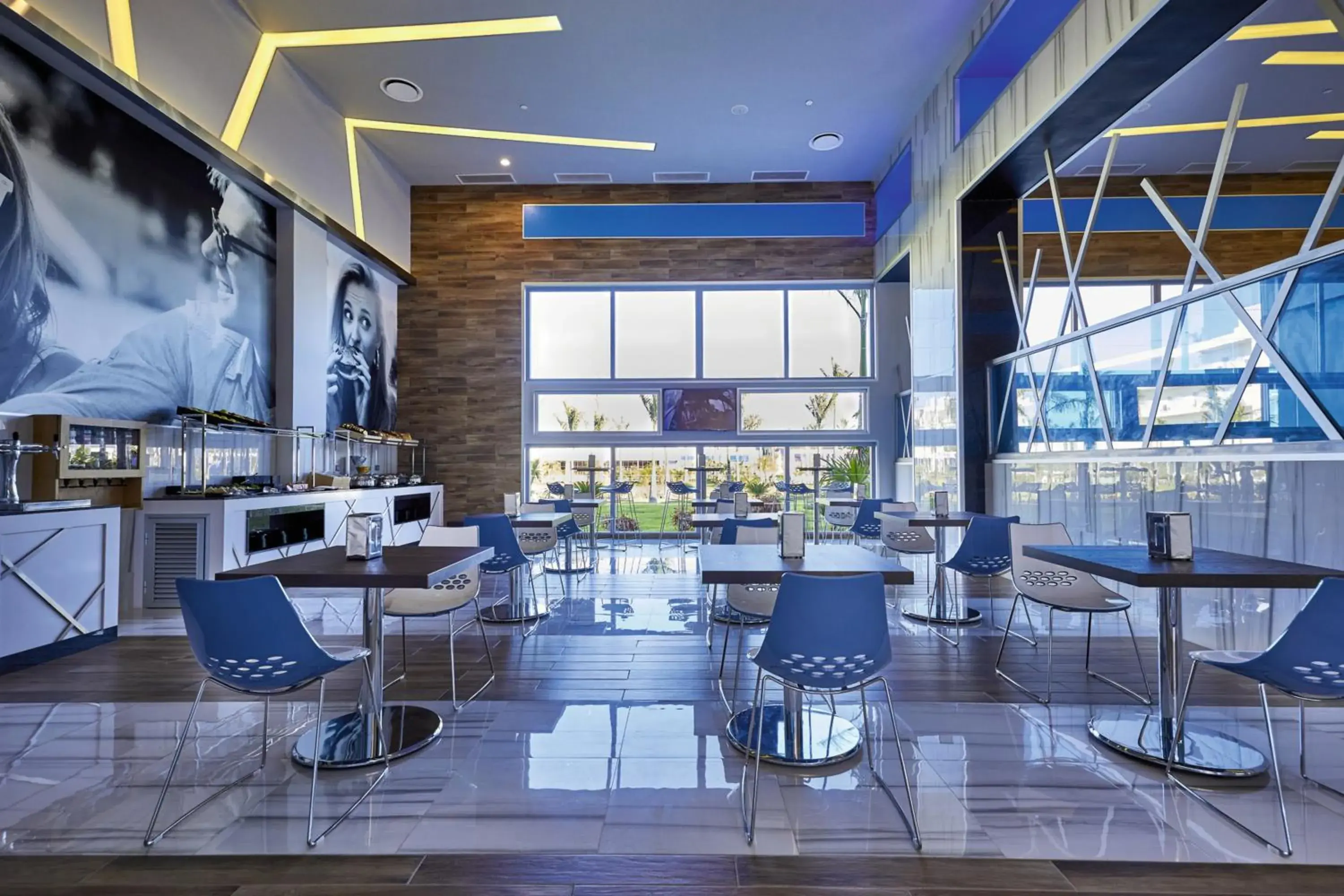 Food and drinks in Riu Palace Costa Mujeres - All Inclusive Food and drinks in Riu Palace Costa Mujeres - All Inclusive