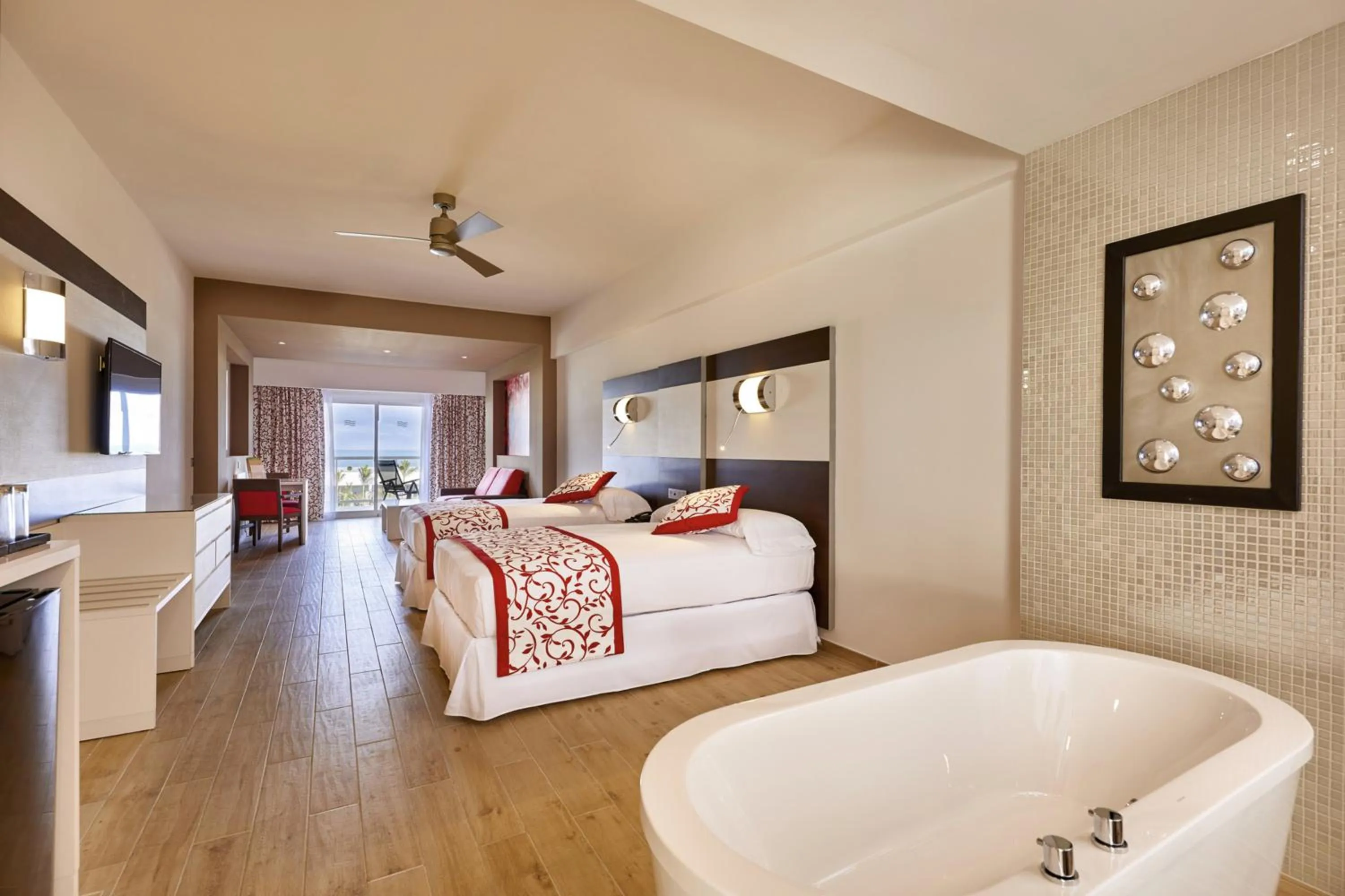 Photo of the whole room, Bed in Riu Palace Costa Mujeres - All Inclusive