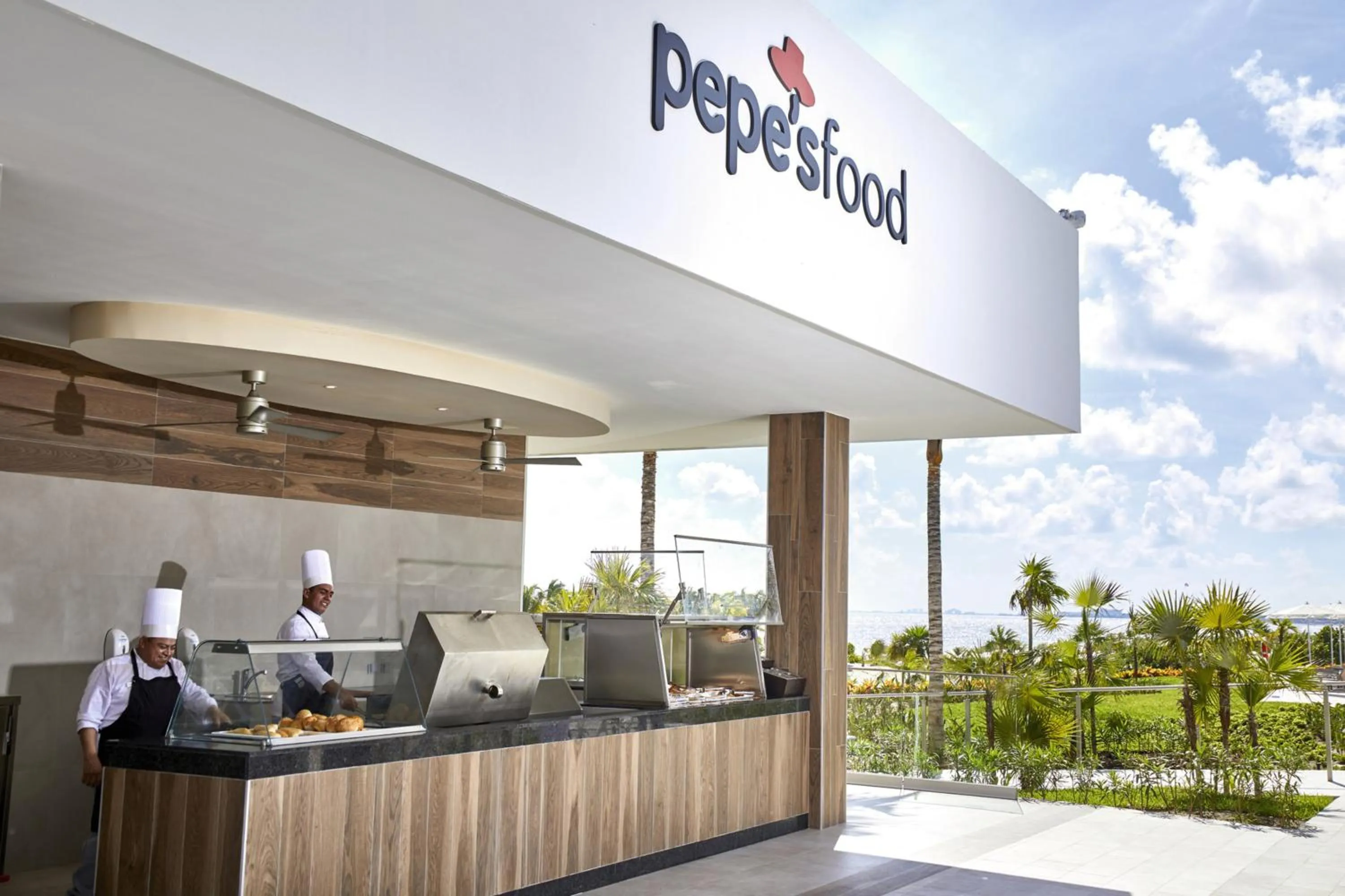 BBQ facilities in Riu Palace Costa Mujeres - All Inclusive