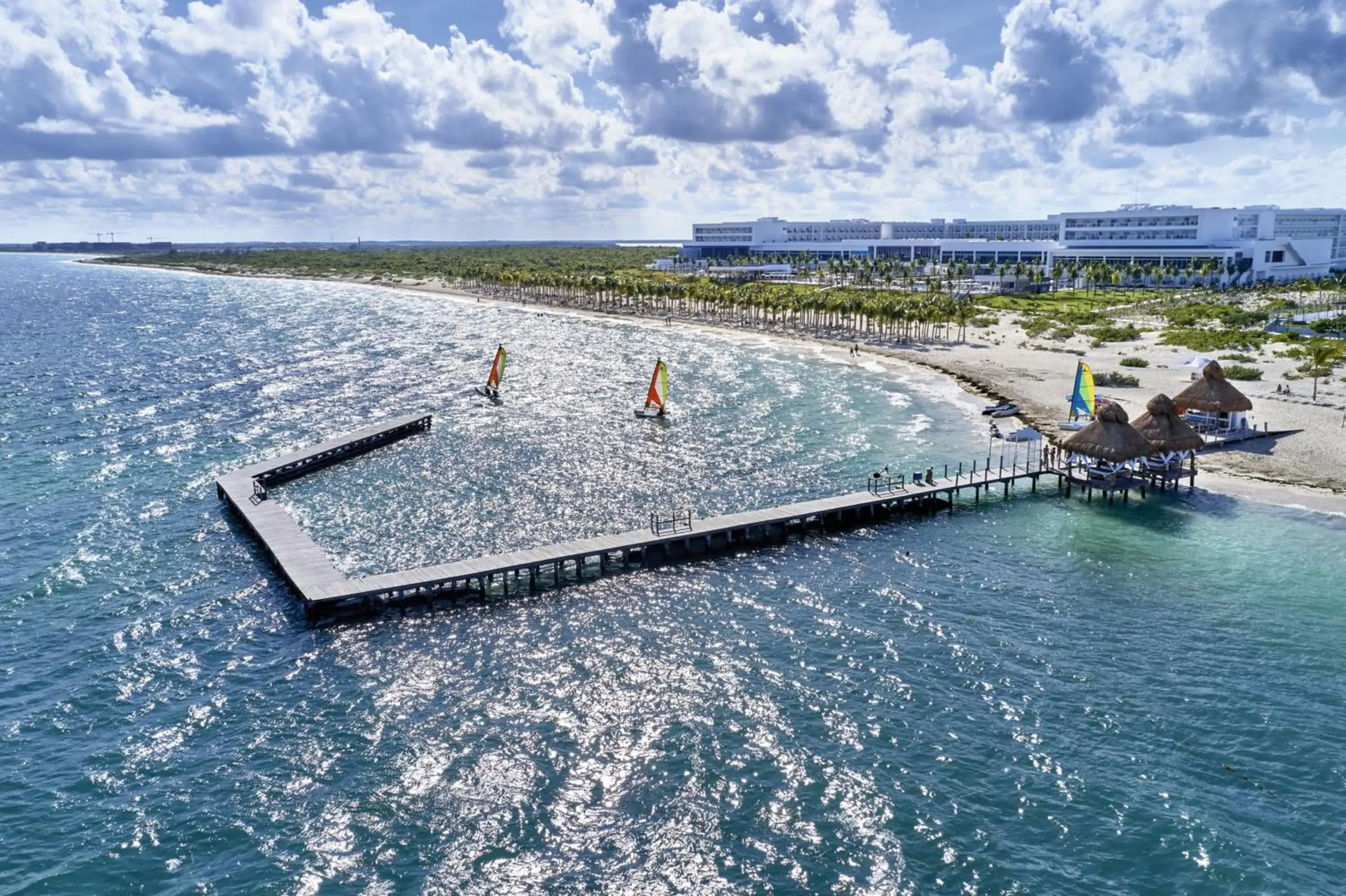 Property building in Riu Palace Costa Mujeres - All Inclusive Property building in Riu Palace Costa Mujeres - All Inclusive