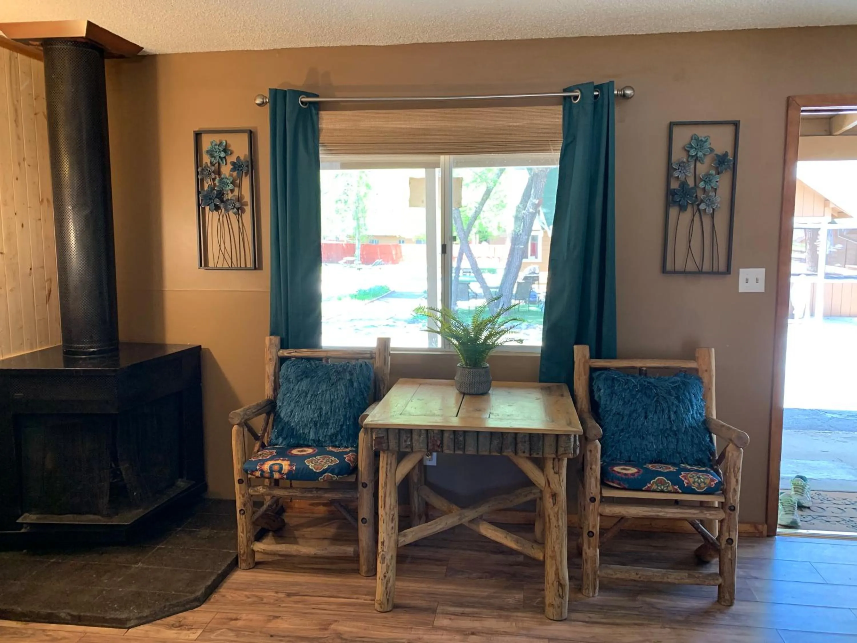 Living room in Grey Squirrel Resort