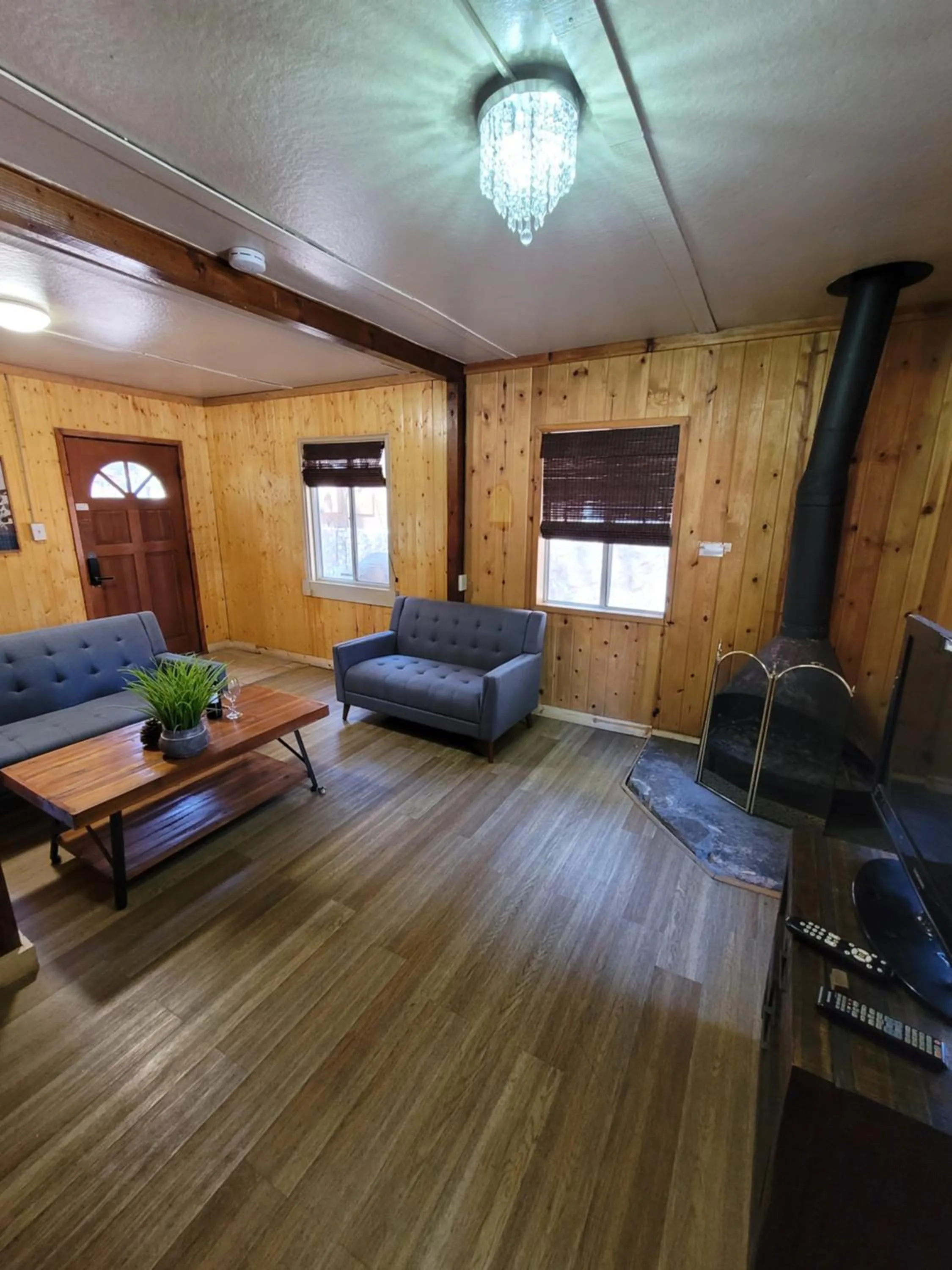 Living room in Grey Squirrel Resort