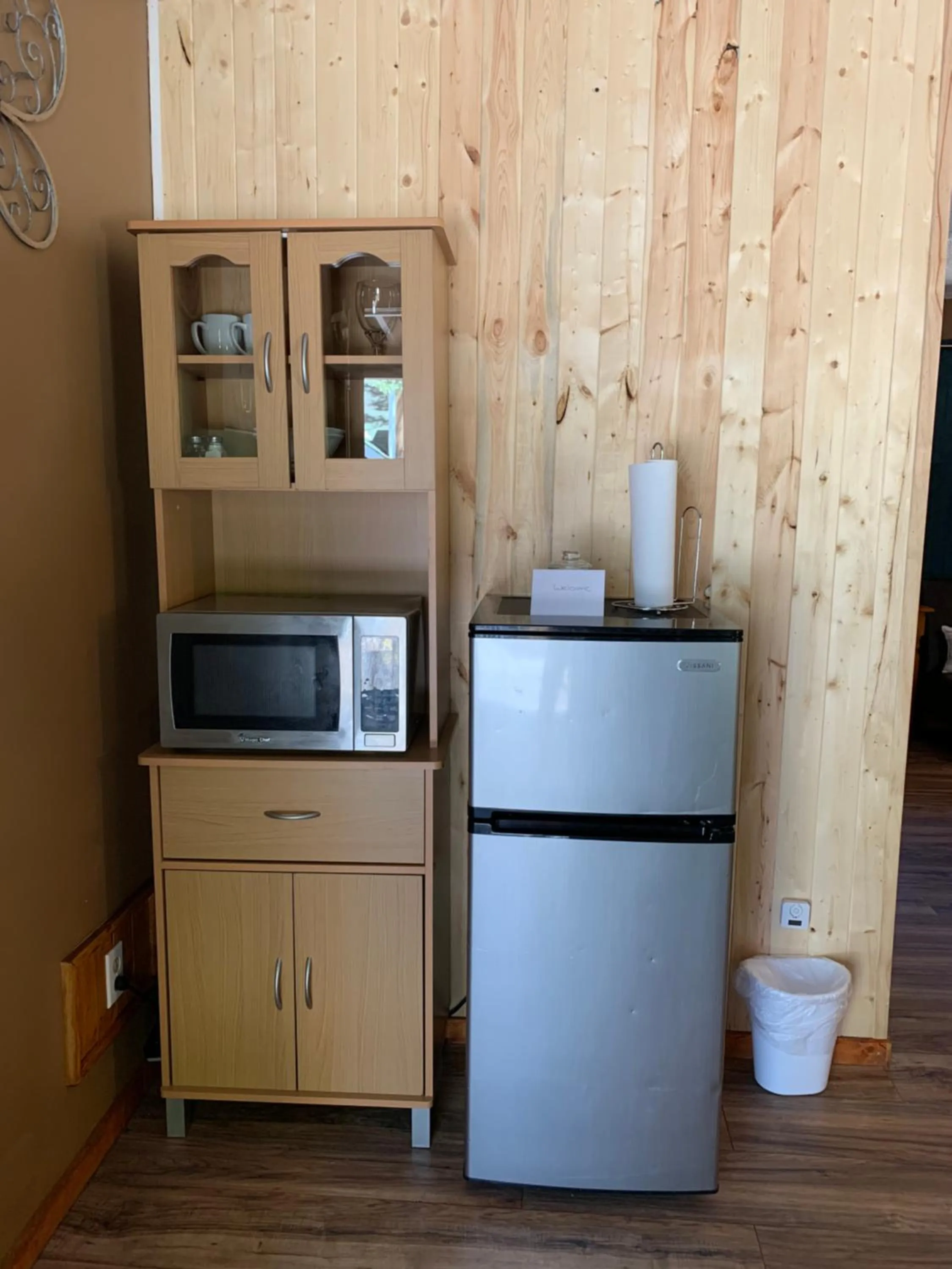 Kitchen or kitchenette in Grey Squirrel Resort