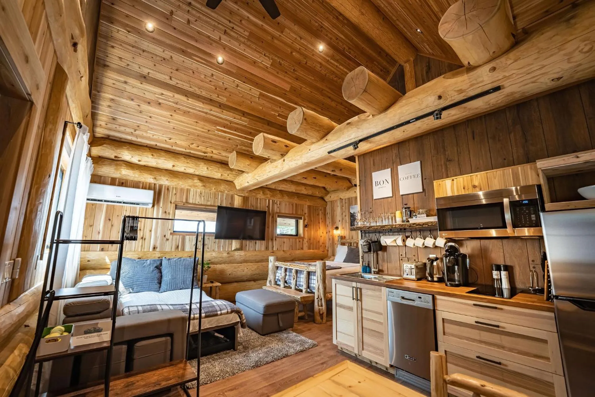 Living room in Boulder Mountain Resort