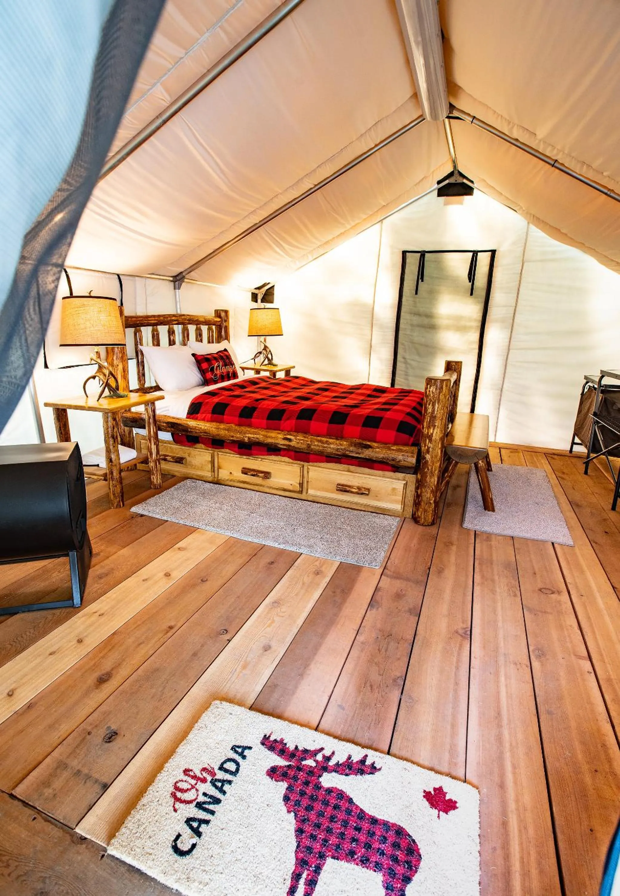 Bed in Boulder Mountain Resort