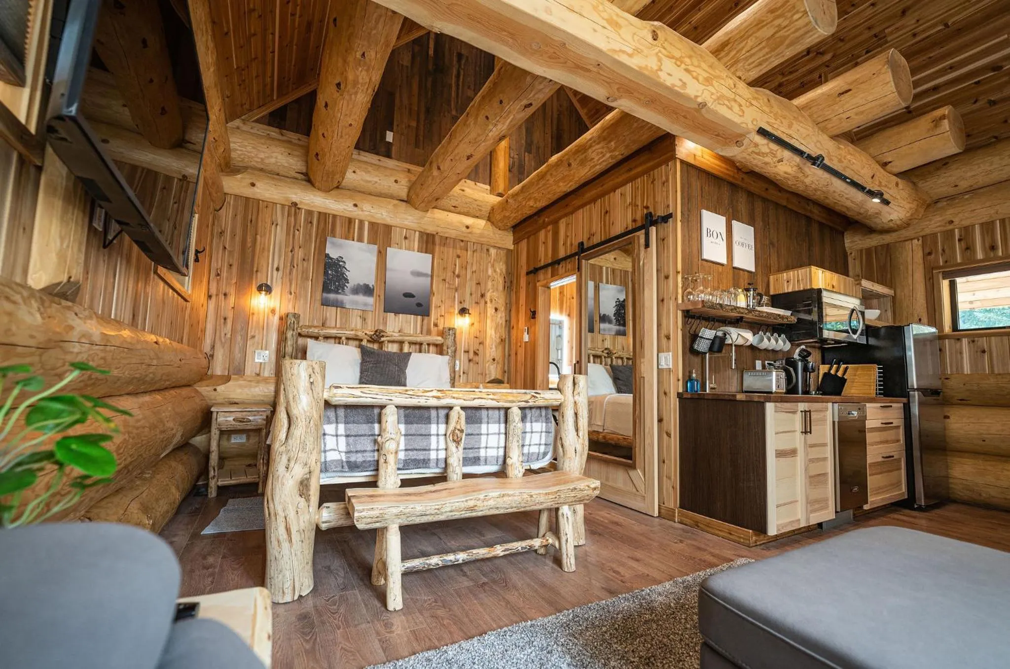 Bed in Boulder Mountain Resort