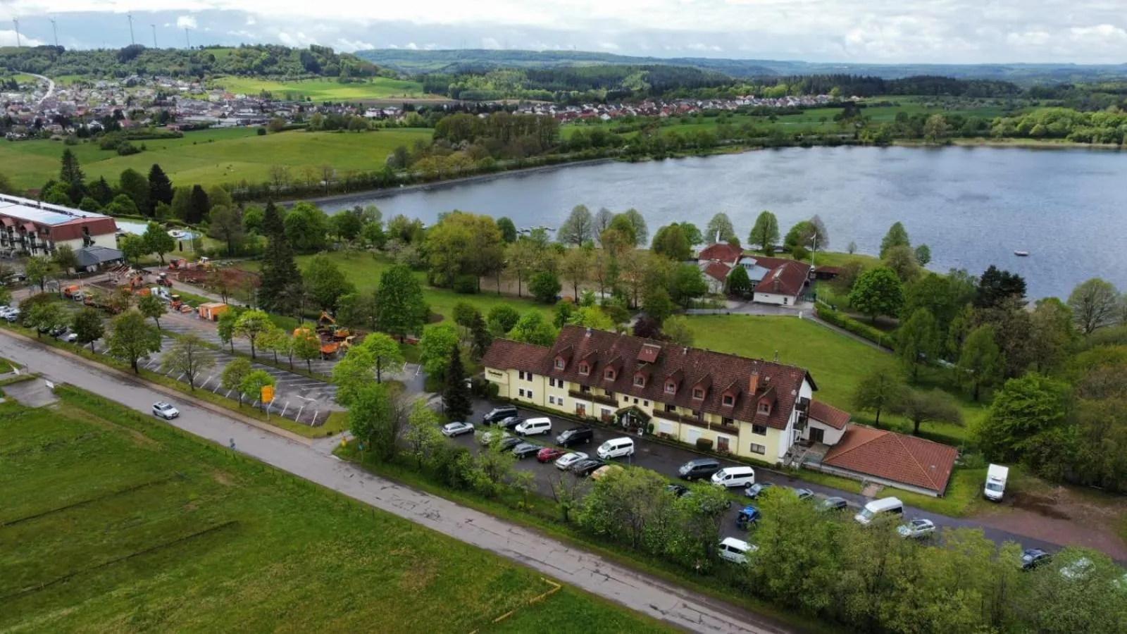 Property building in Seehotel Losheim