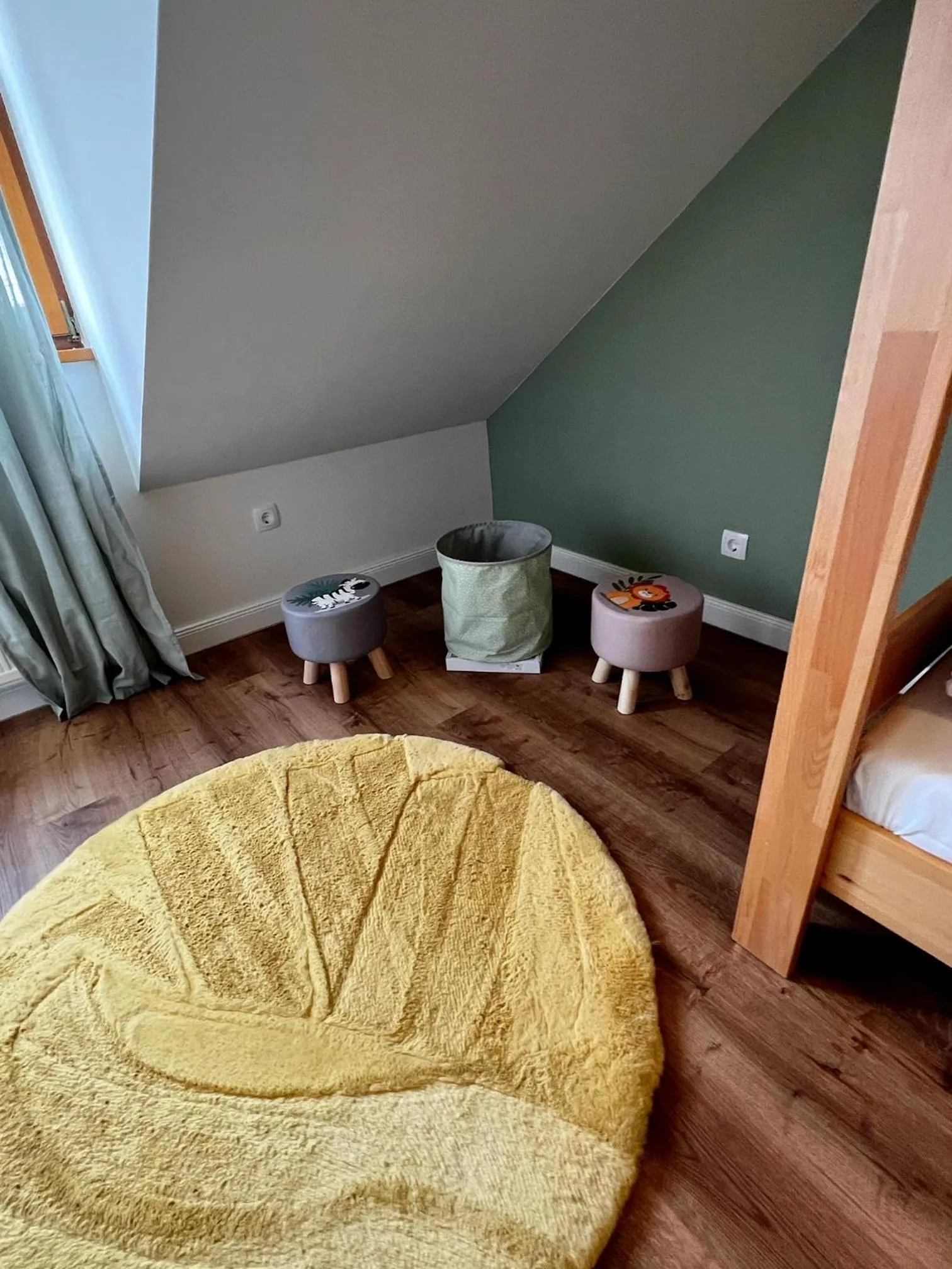 Bed in Seehotel Losheim