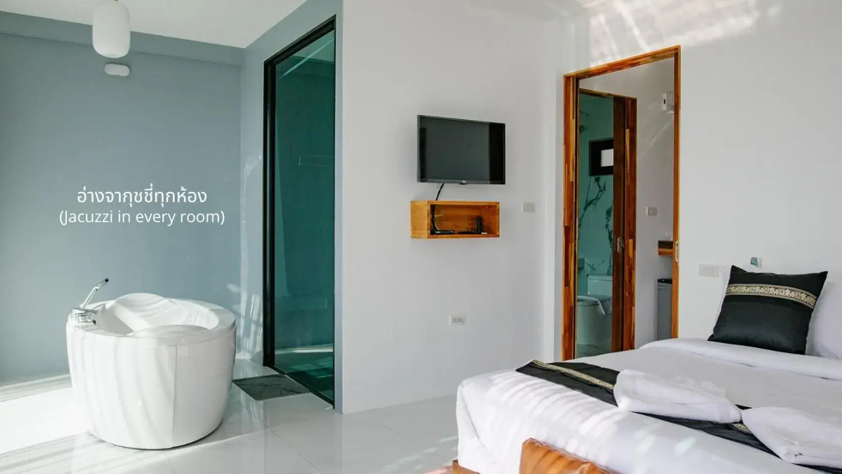 Bed in Caligo Resort Bed in Caligo Resort