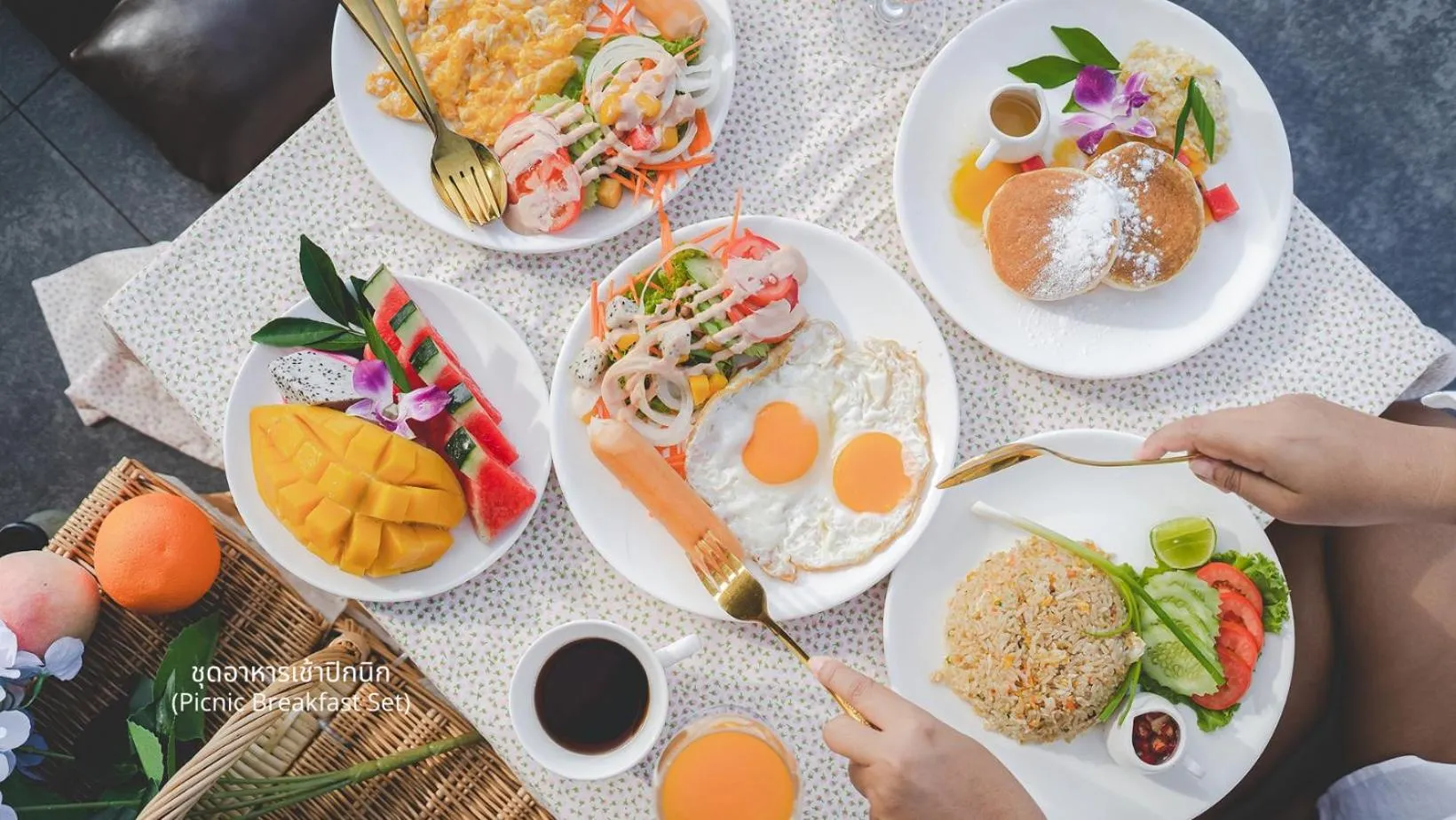 Food in Caligo Resort