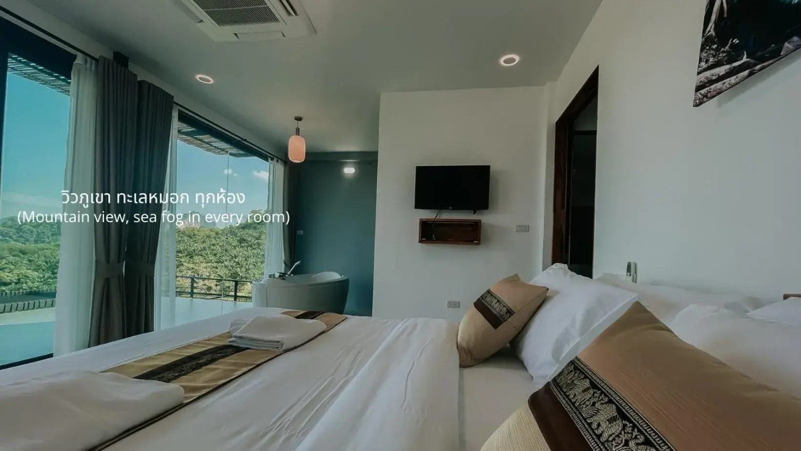 Bed in Caligo Resort Bed in Caligo Resort