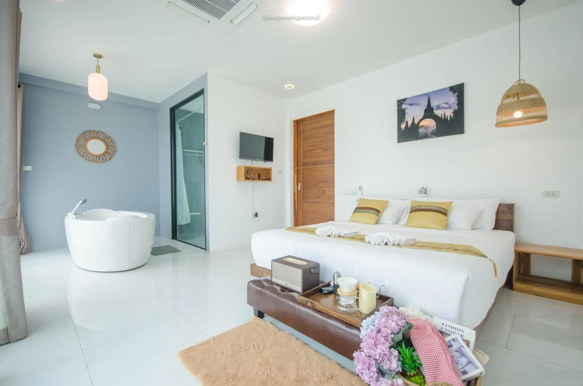 Bed in Caligo Resort Bed in Caligo Resort