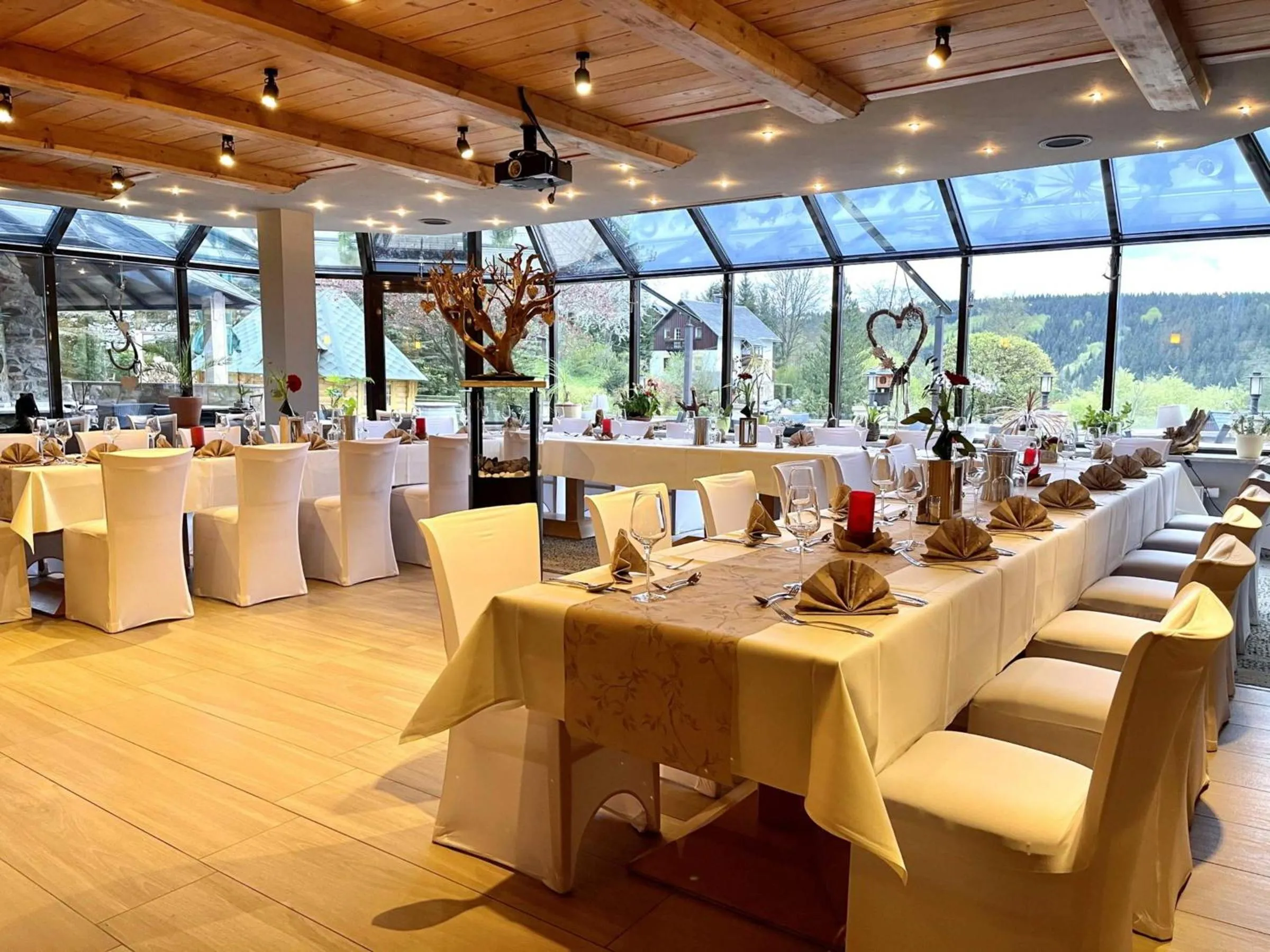 Restaurant/places to eat in Naturhotel Gasthof Bärenfels