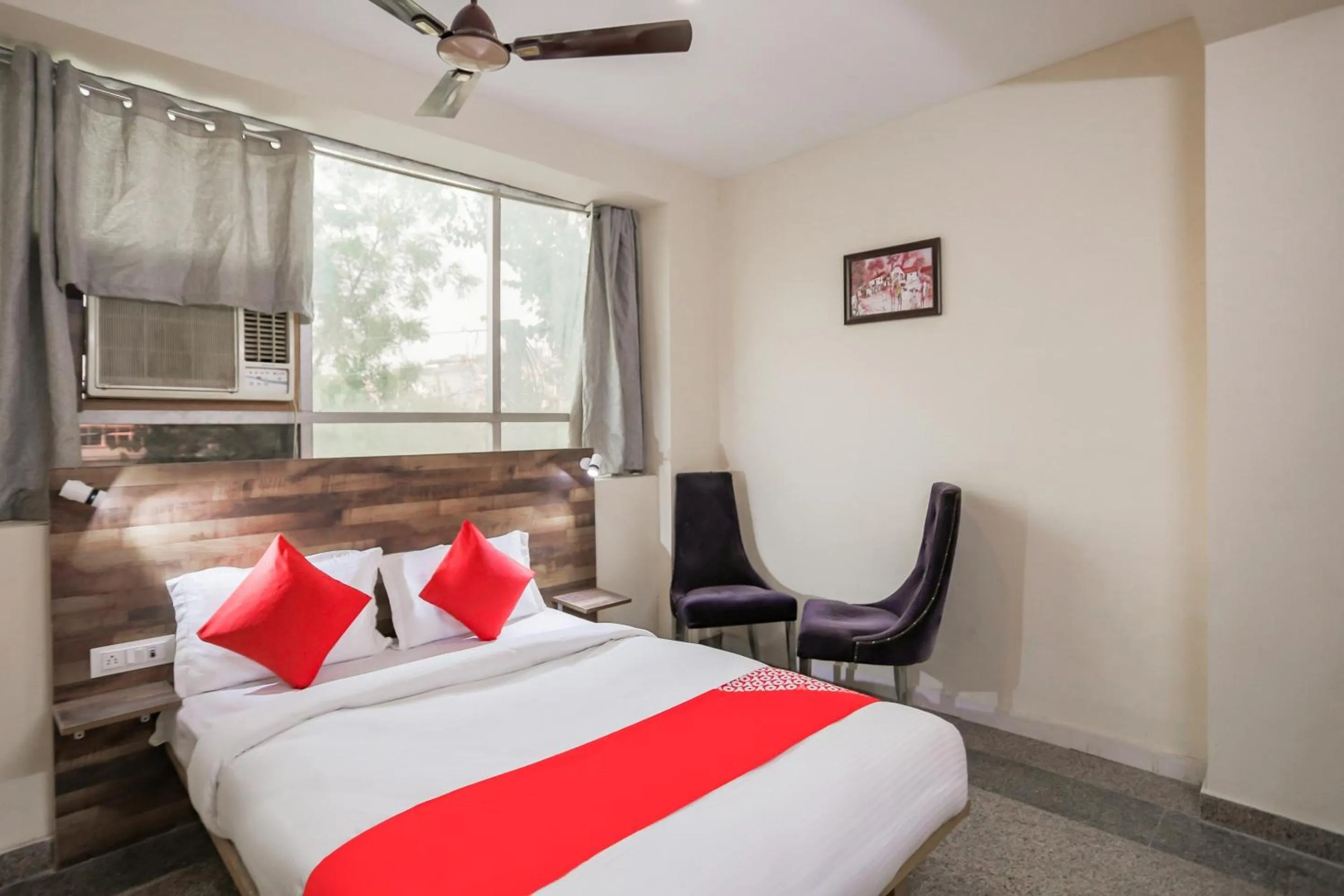 Bedroom in Hotel O Orchid Inn