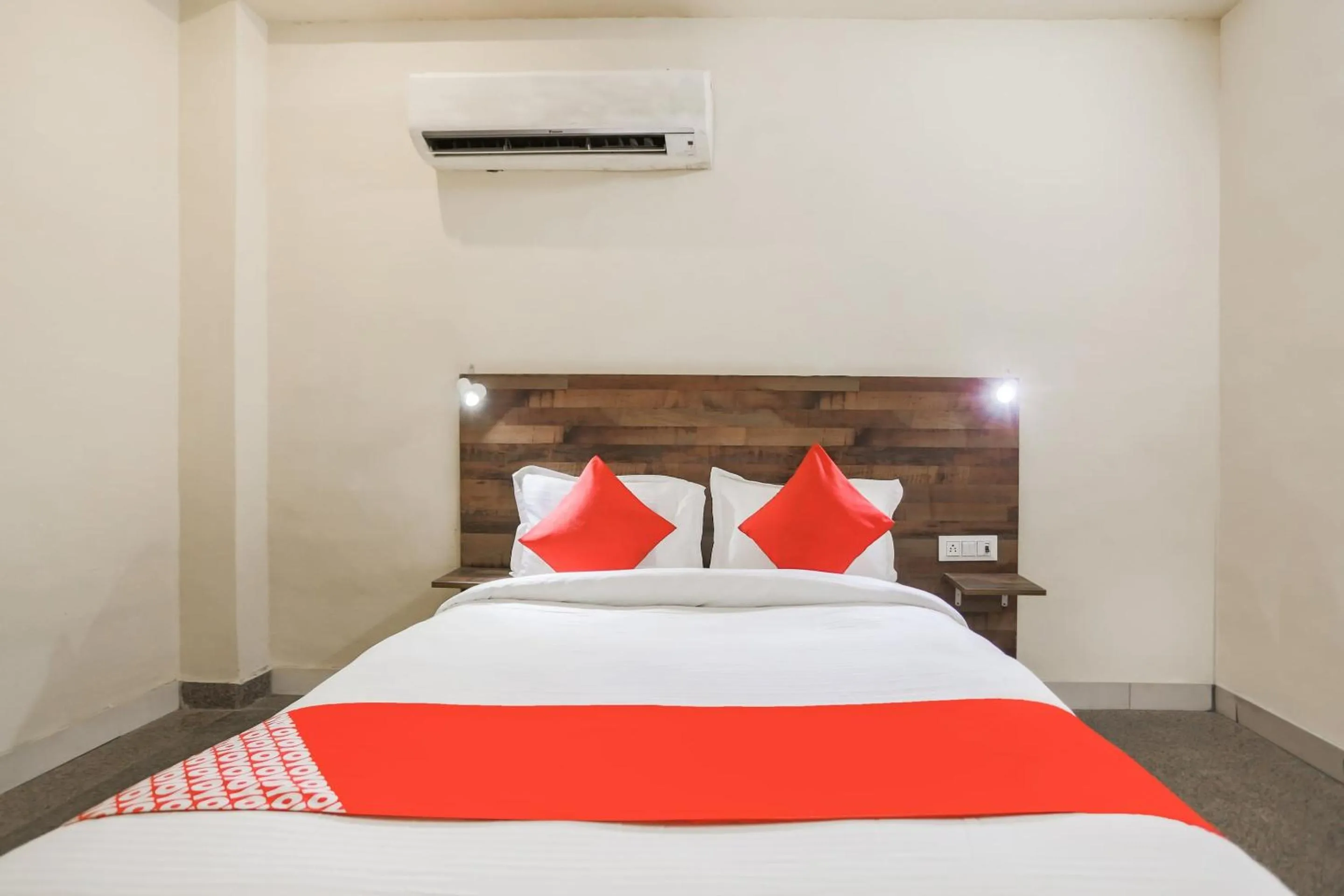 Bedroom in Hotel O Orchid Inn