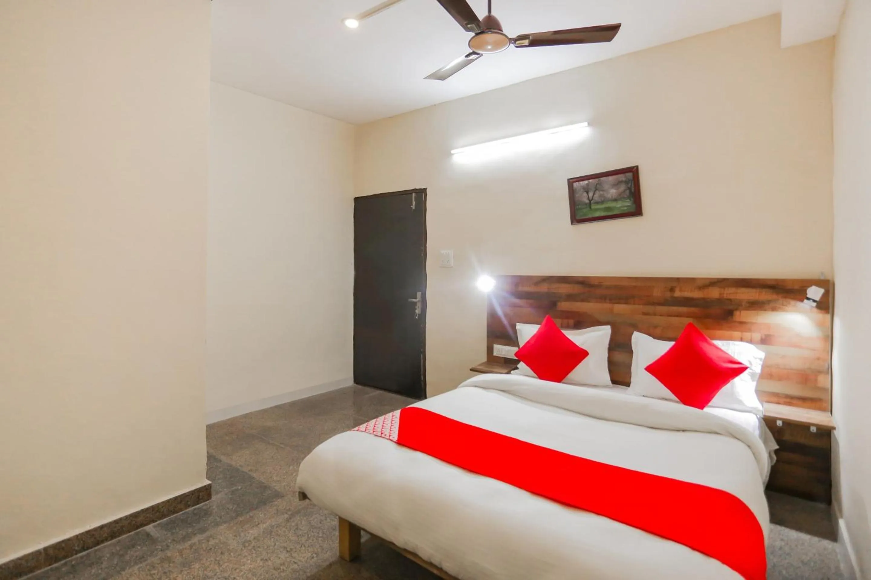 Bedroom in Hotel O Orchid Inn