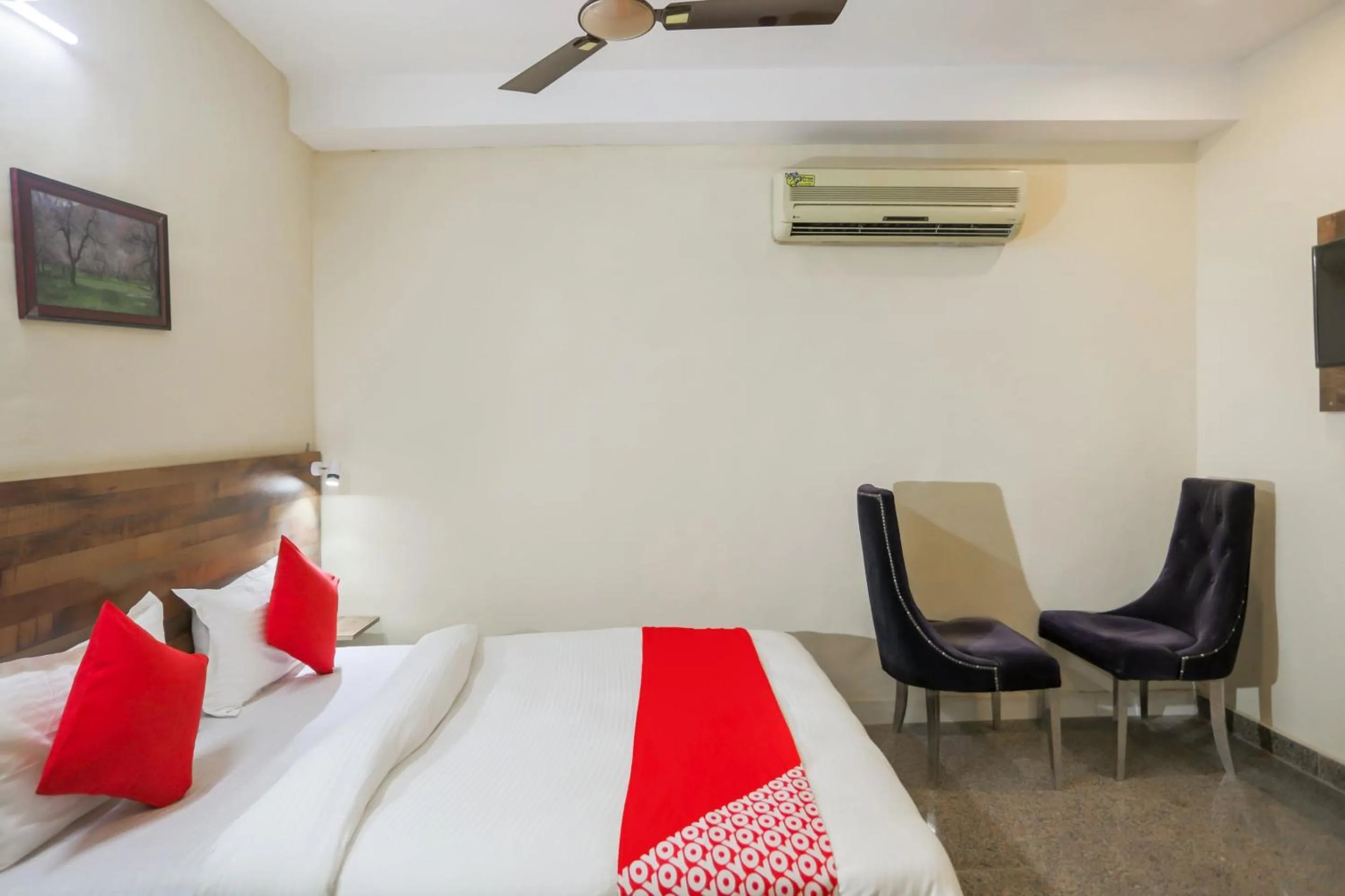 Bedroom in Hotel O Orchid Inn