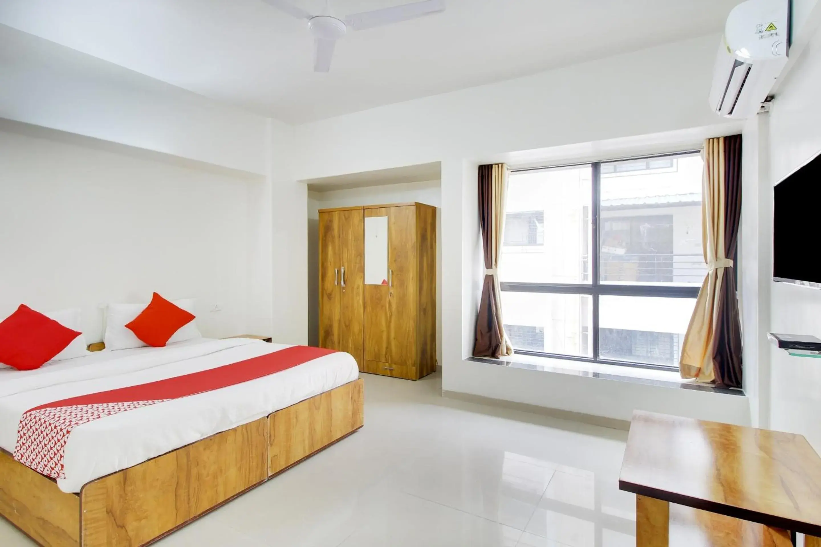 Bedroom, Bed in Hotel O Star Inn Bedroom, Bed in Hotel O Star Inn