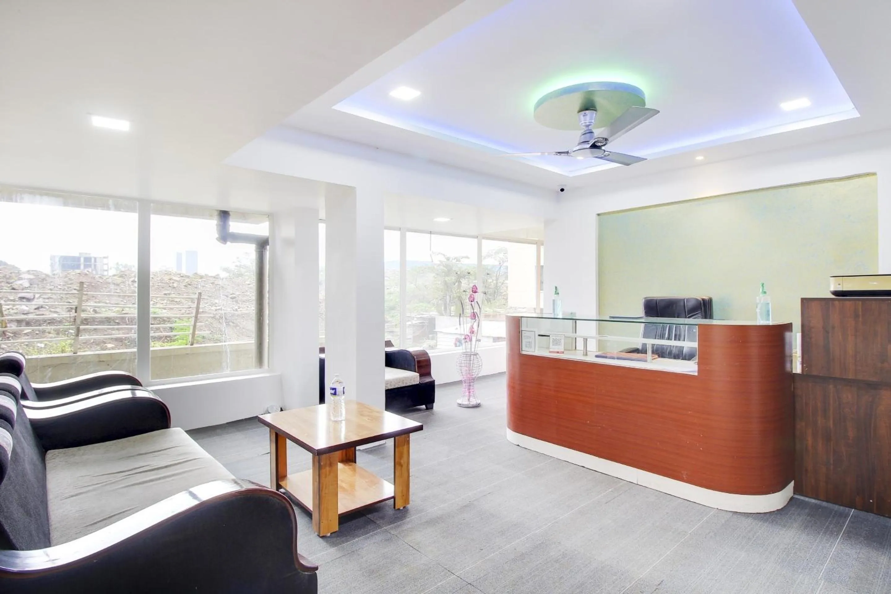 Lobby or reception in Hotel O Star Inn