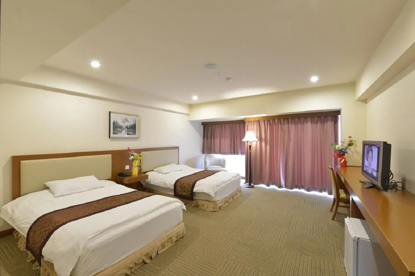 Photo of the whole room, Bed in Fujisan Garden Hotel