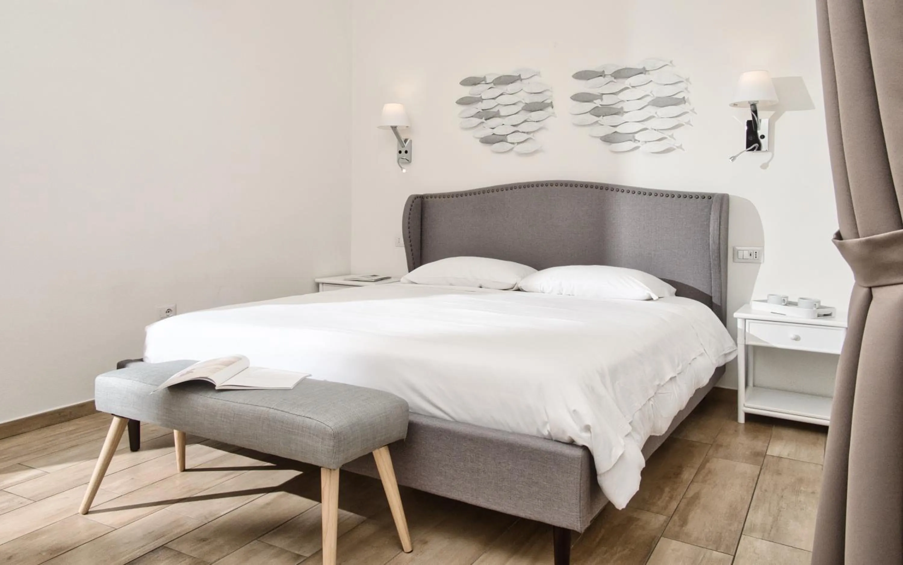 Bedroom, Bed in Smart Suite & Apartments