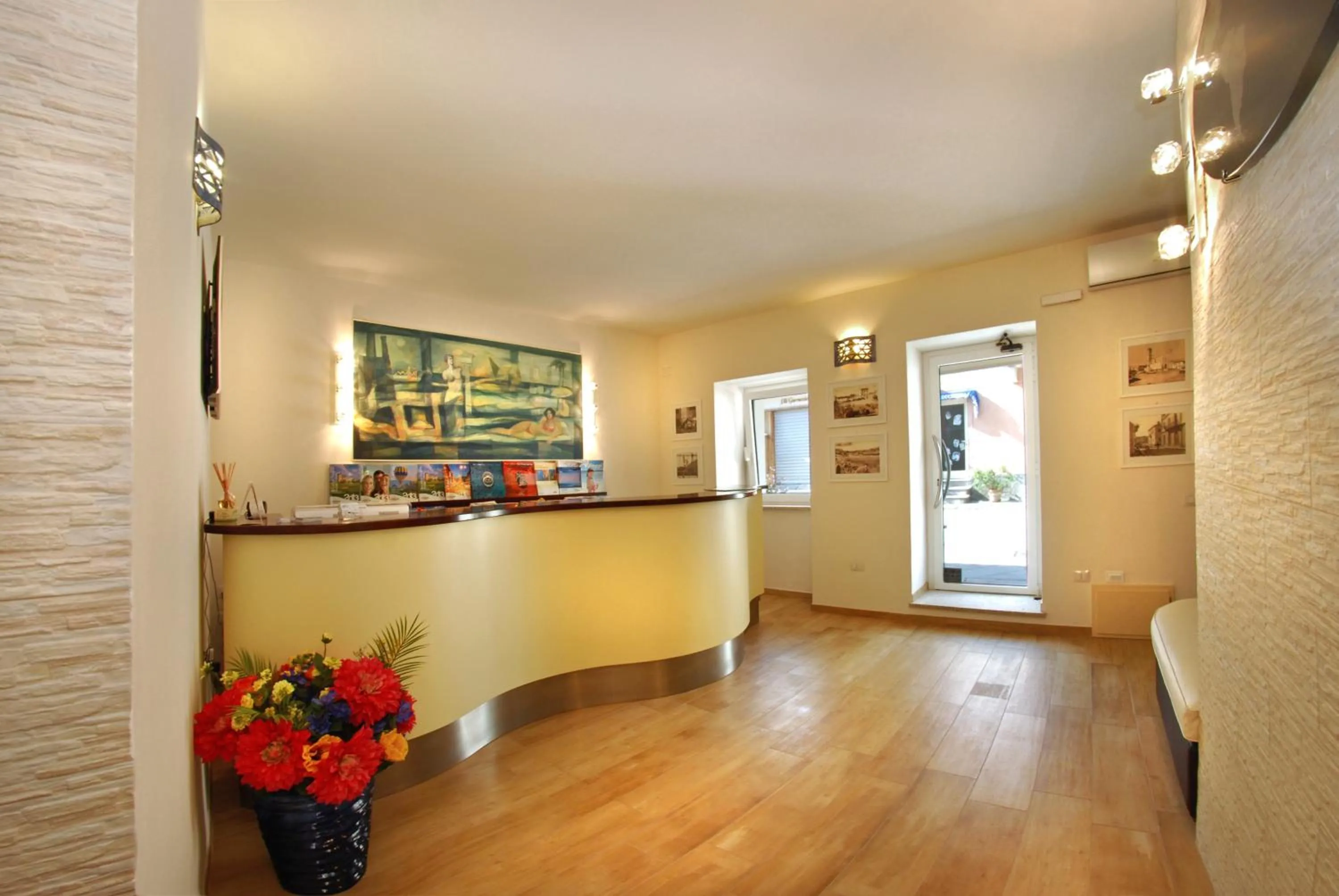 Lobby or reception in Smart Suite & Apartments