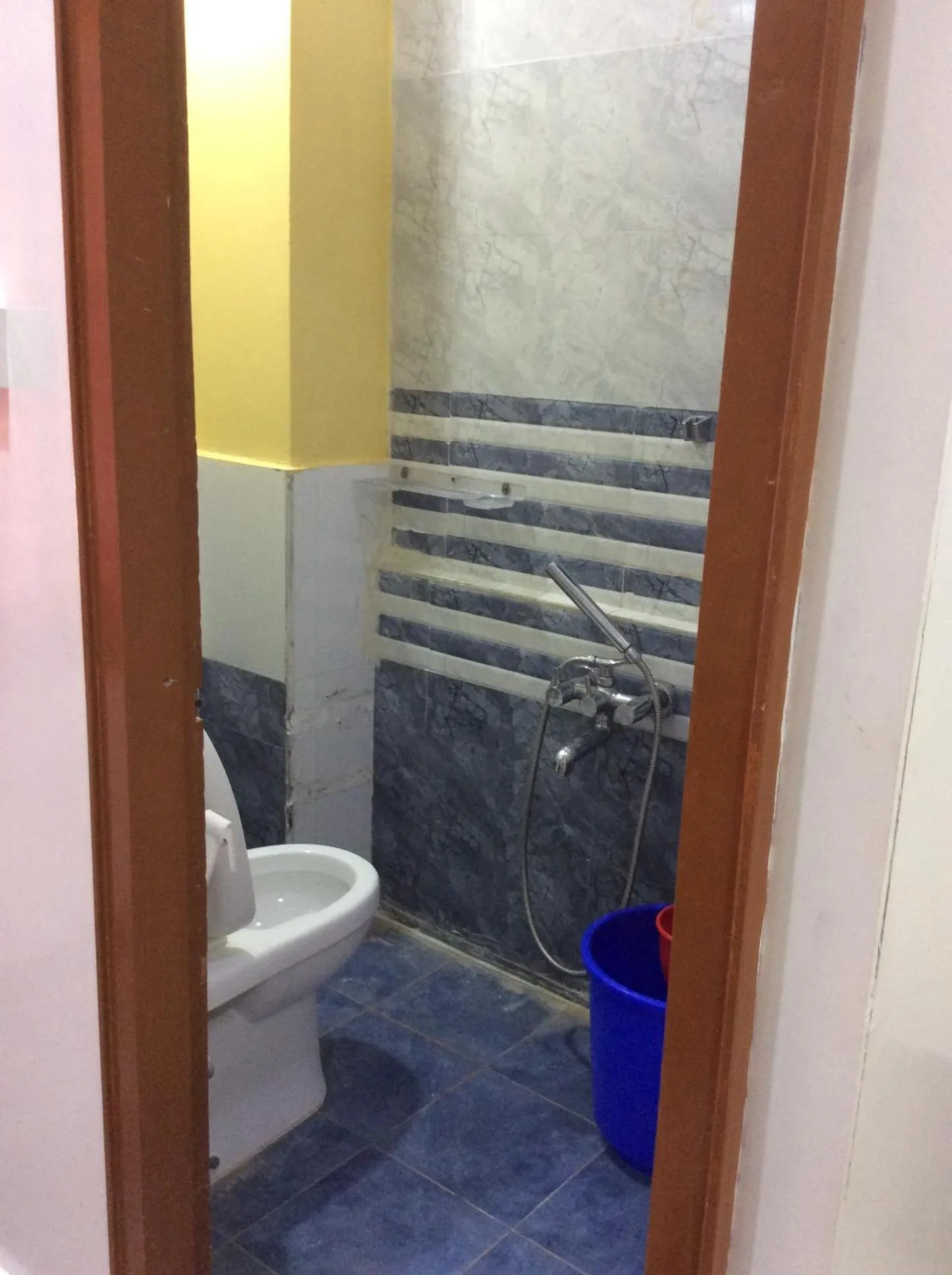 Bathroom in HOTEL SRI VAARI RESIDENCY