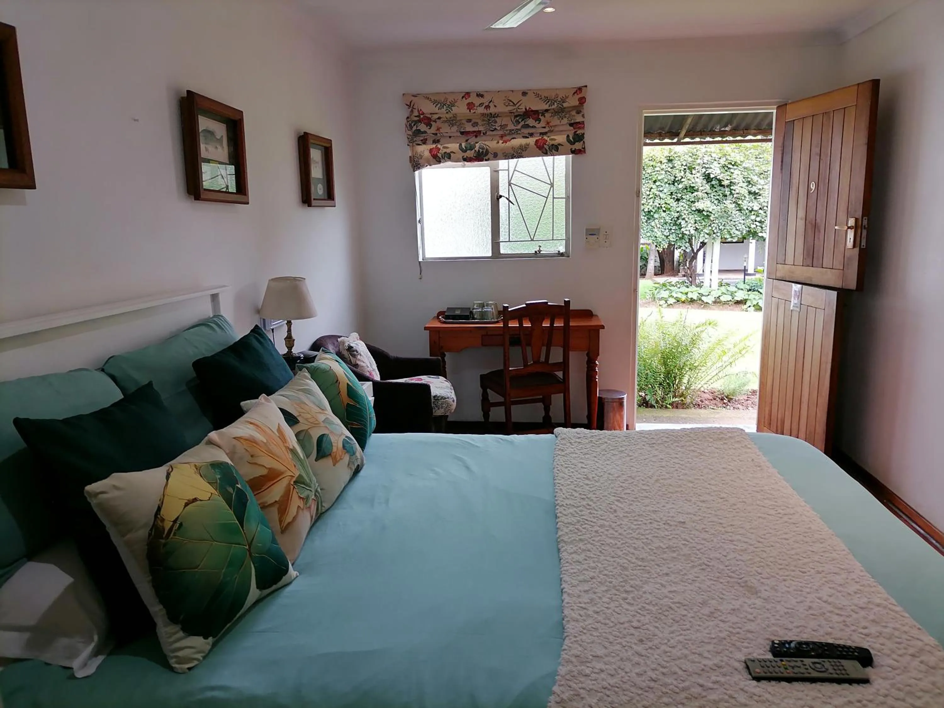 Bed in Lydenburg Manor Guest House