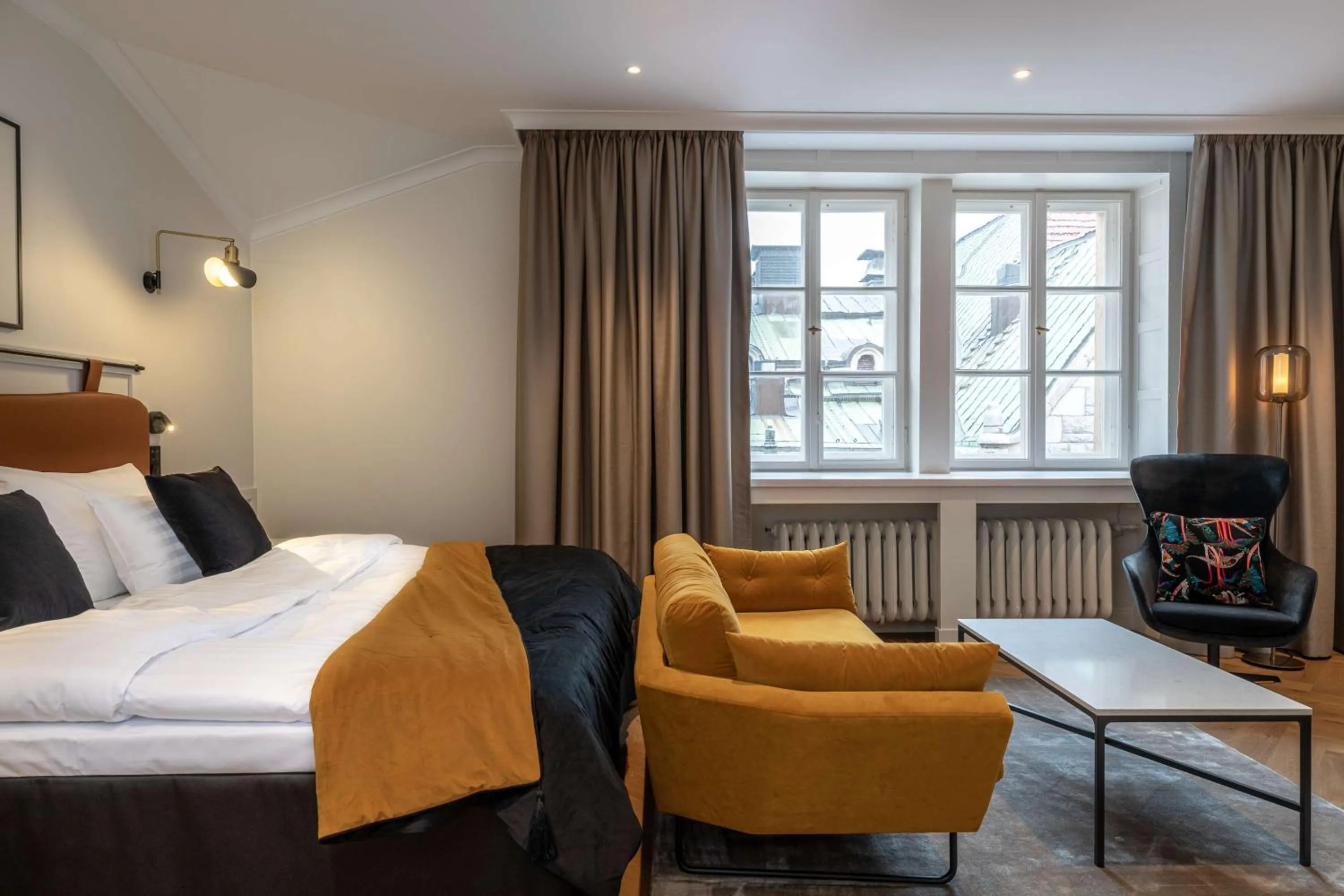 Bedroom, Bed in Scandic Grand Central Helsinki