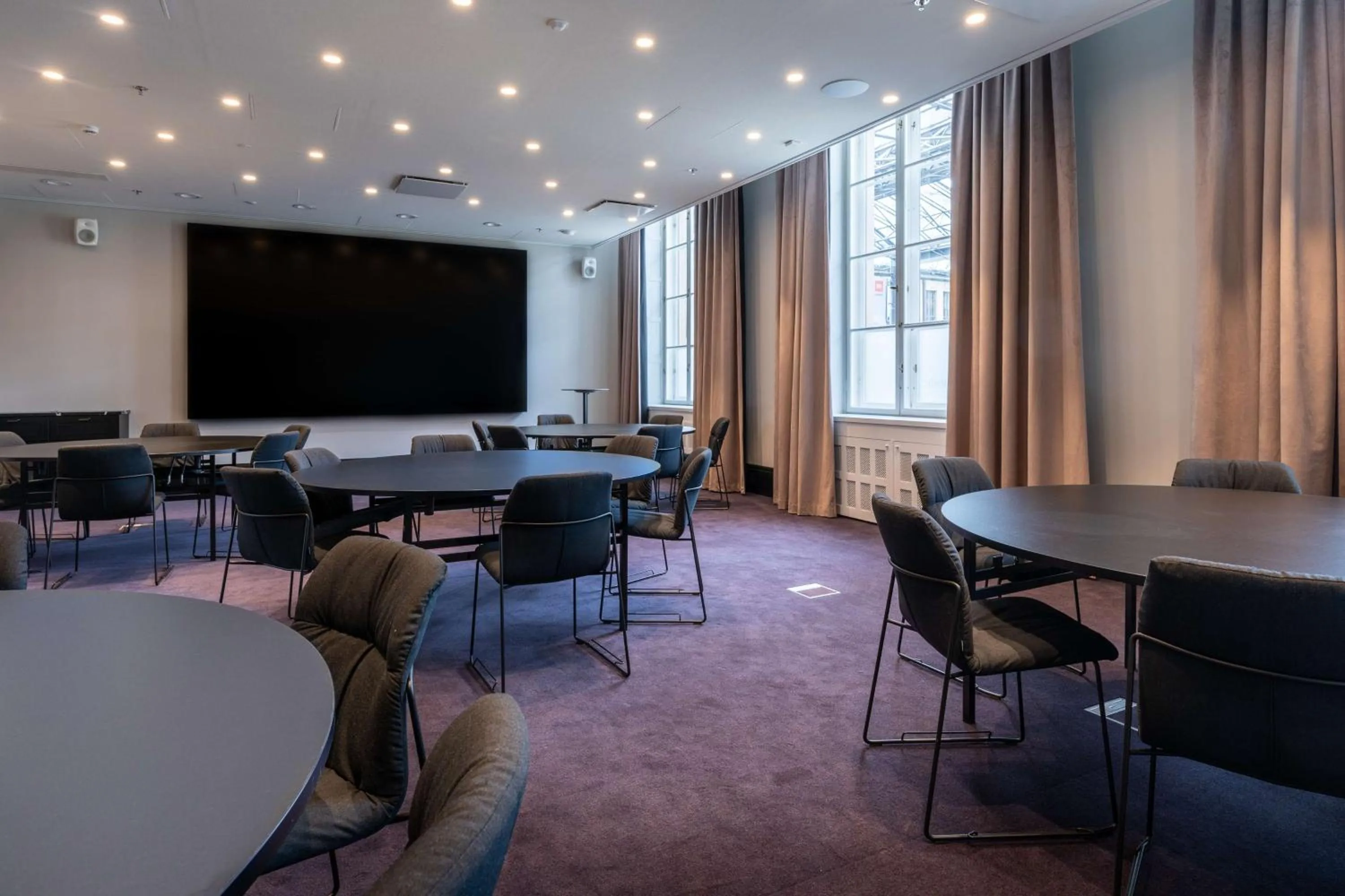 On site in Scandic Grand Central Helsinki