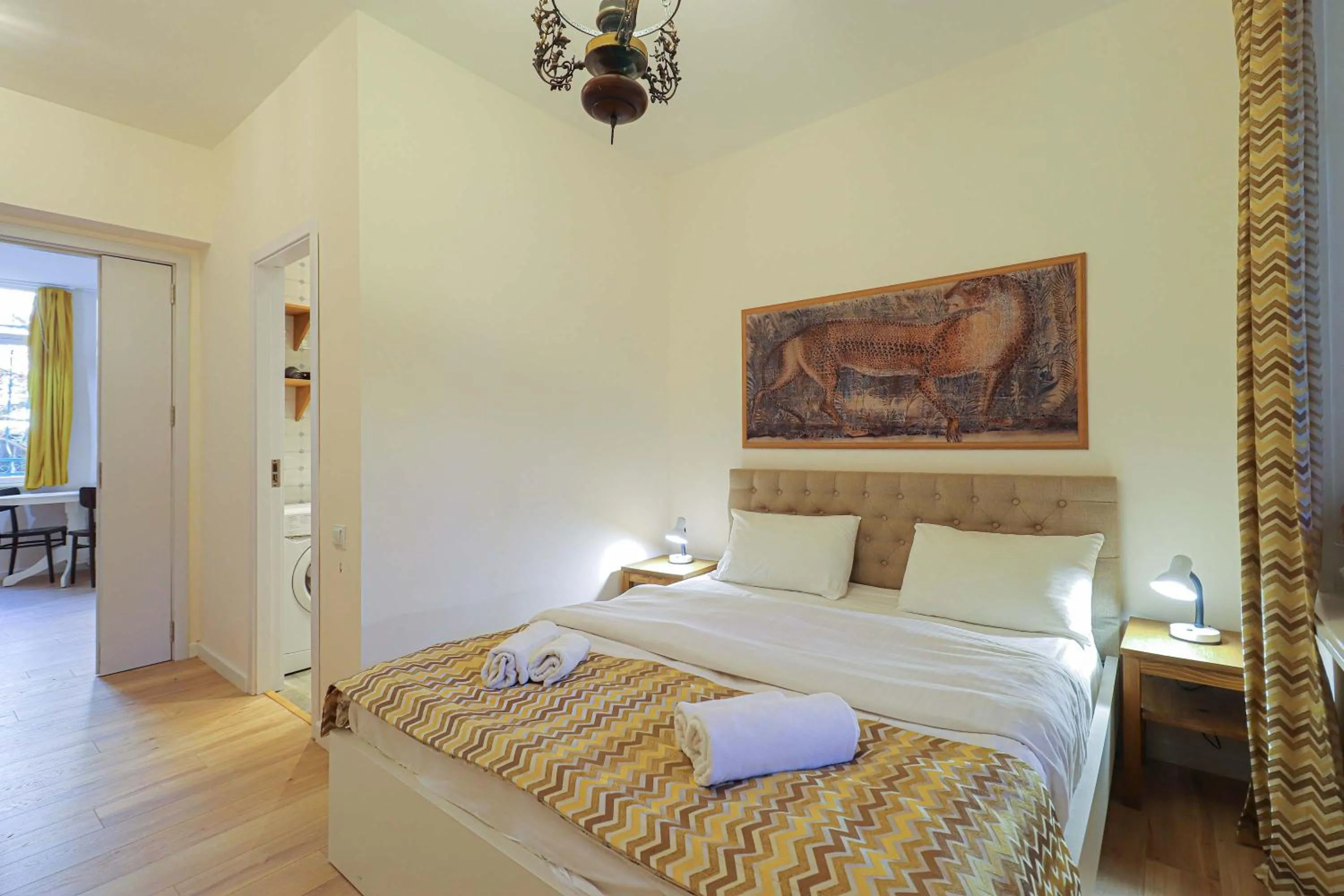 Wehost Liberty Square Apartments