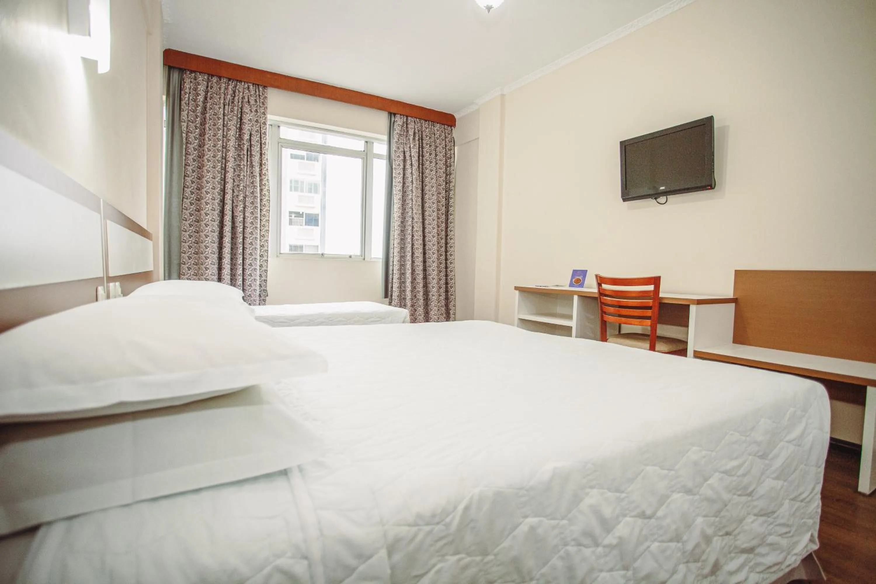 Bedroom, Bed in Hotel San Silvestre