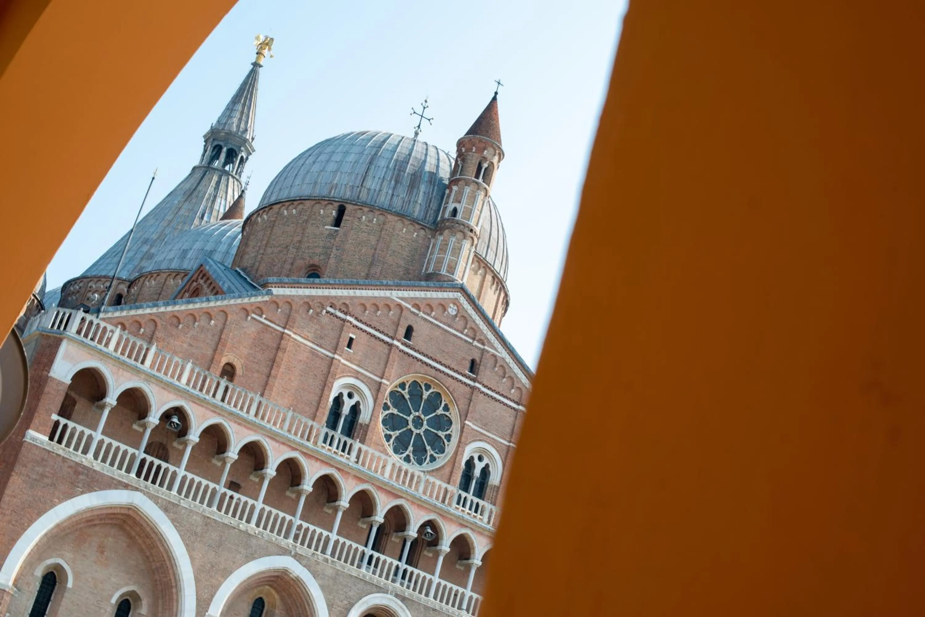 Landmark view in Padova Suites C20