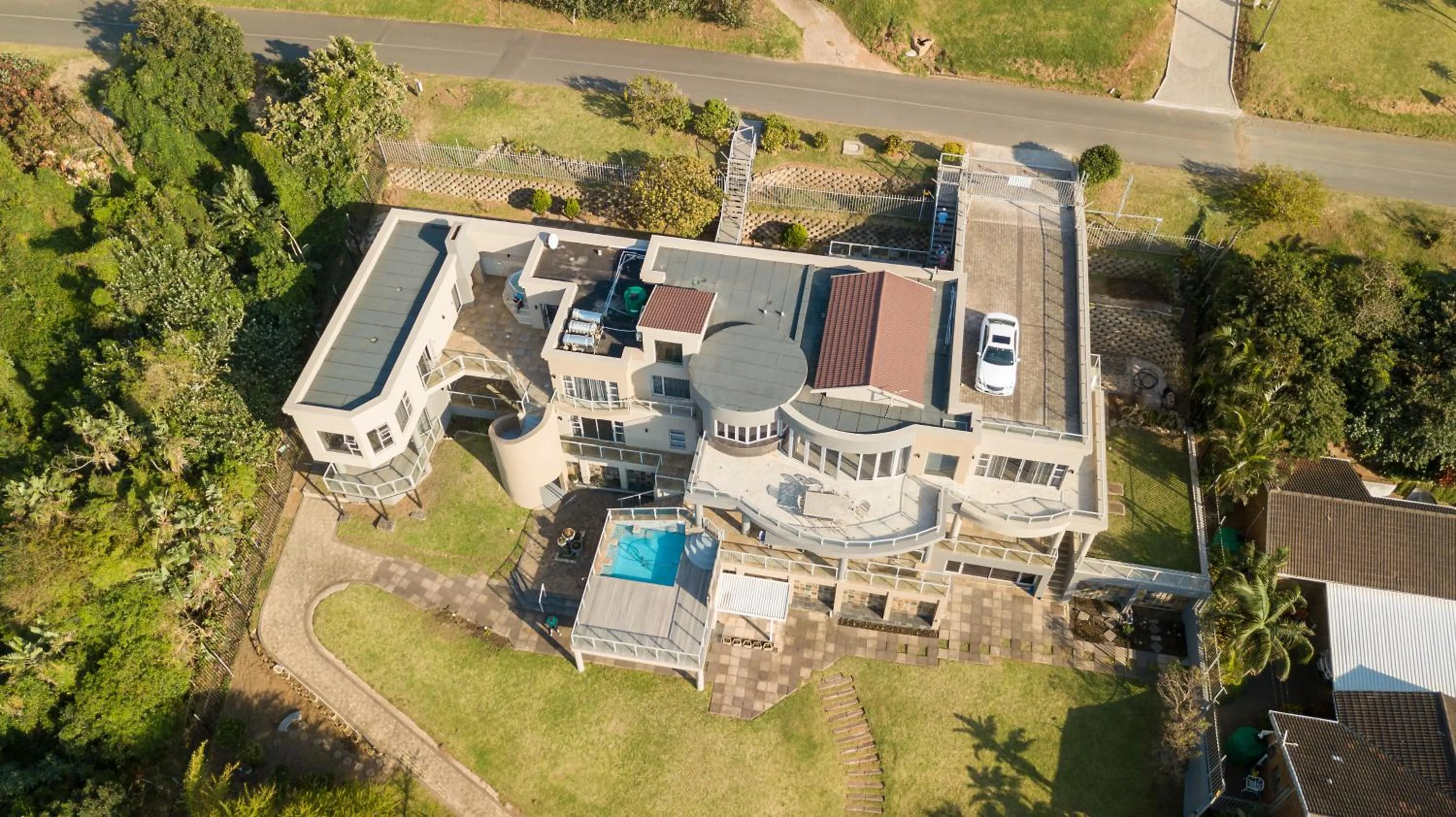 Bird's eye view in Danara Place